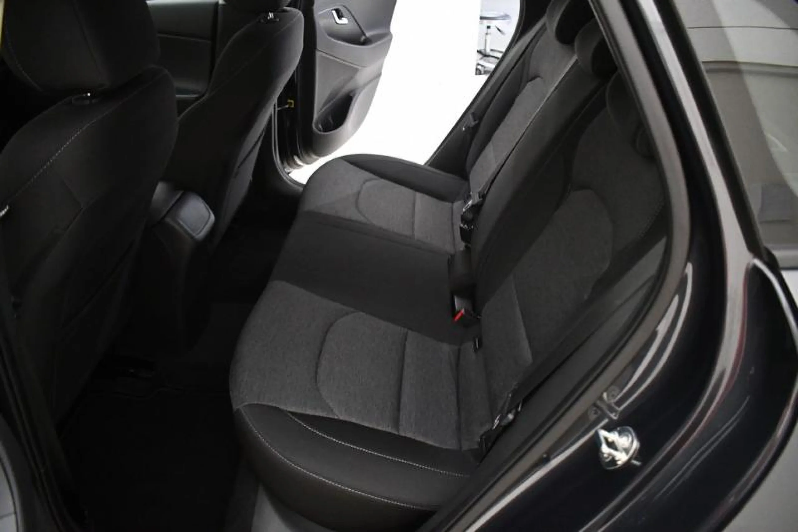 HYUNDAI I30 1.0 TGDI 48V KLASS - Foto 8