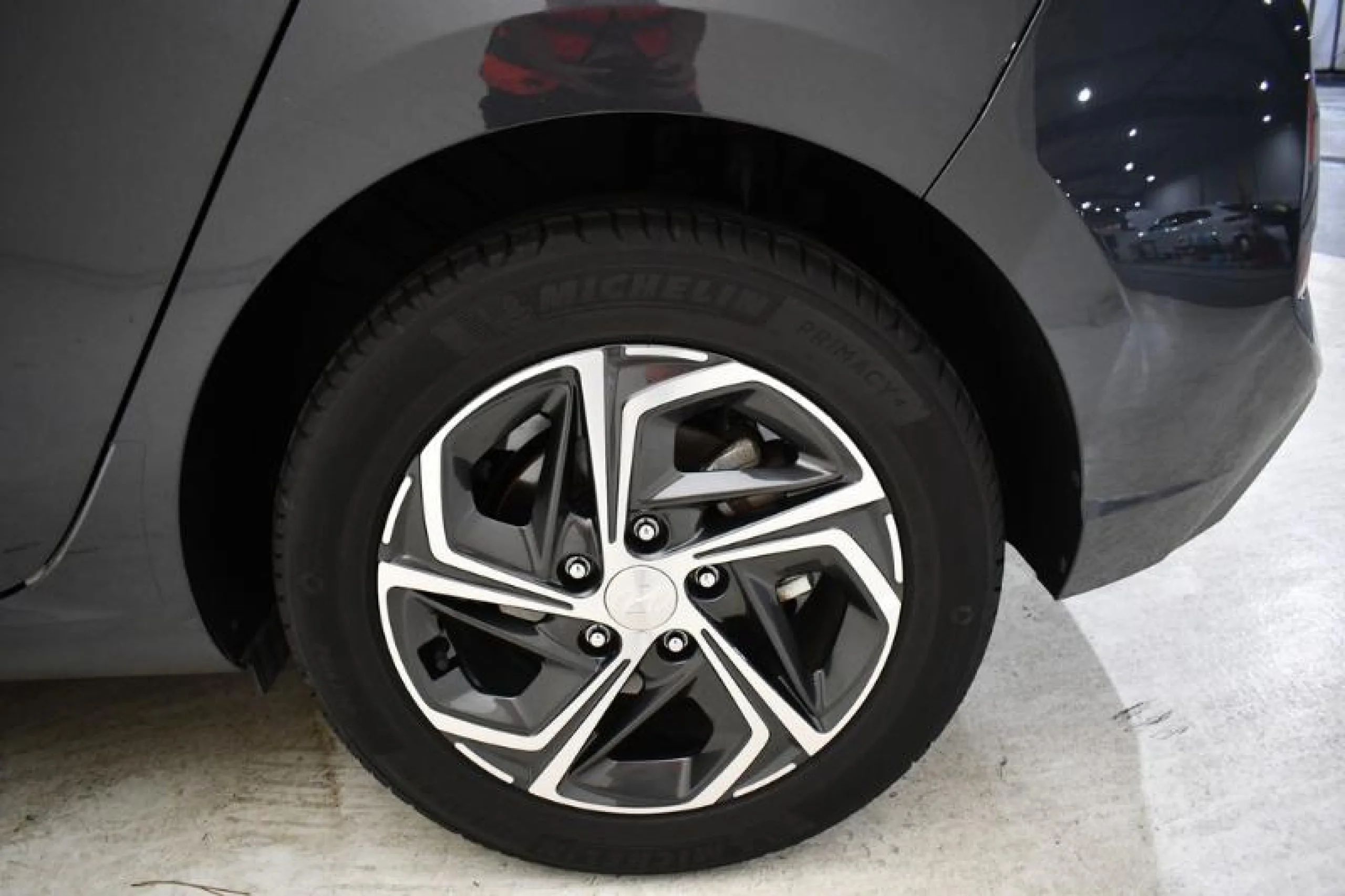 HYUNDAI I30 1.0 TGDI 48V KLASS - Foto 11
