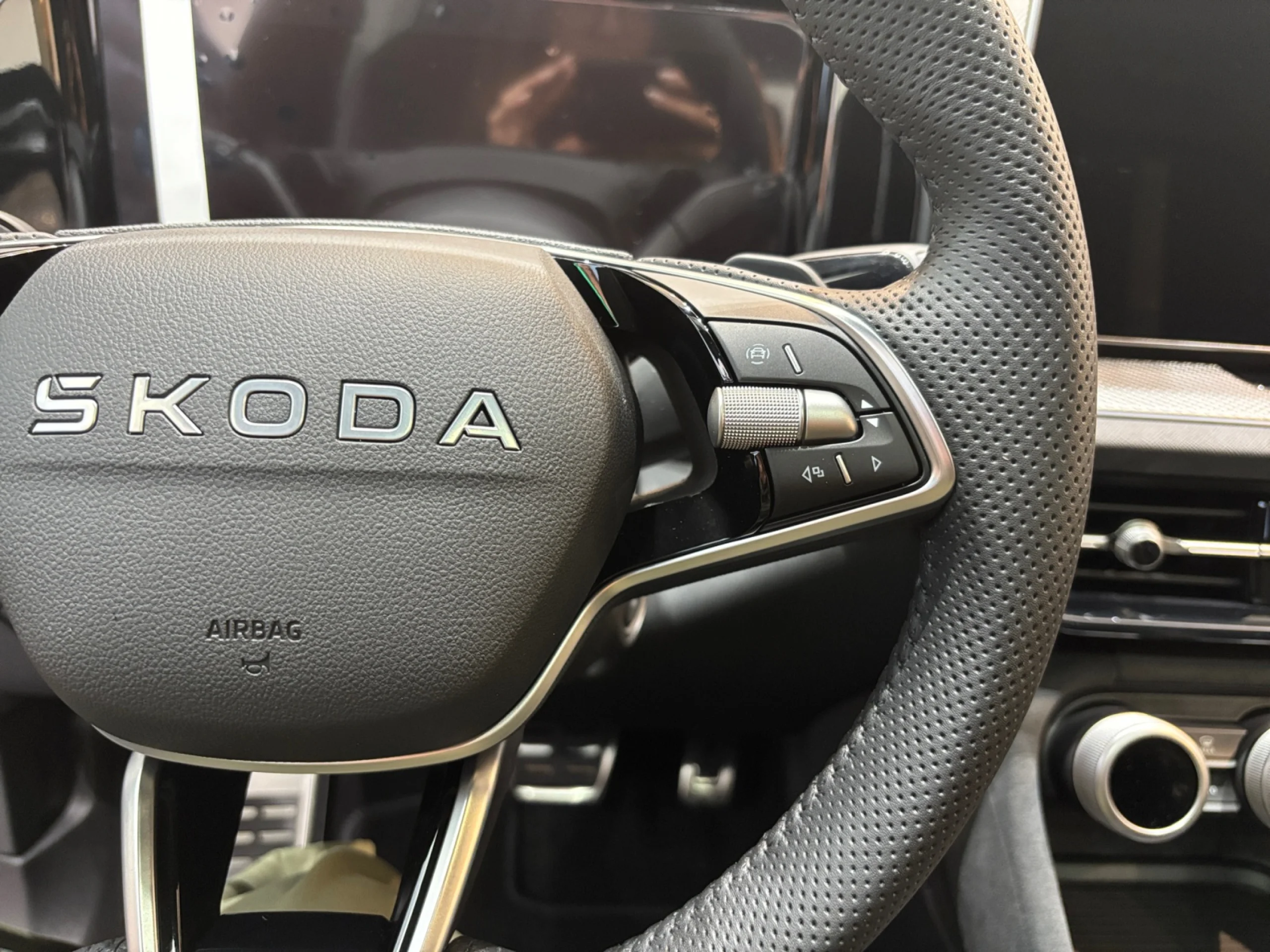 SKODA KODIAQ 2.0 TDI 110KW (150CV) DSG SPORTLINE - Foto 10