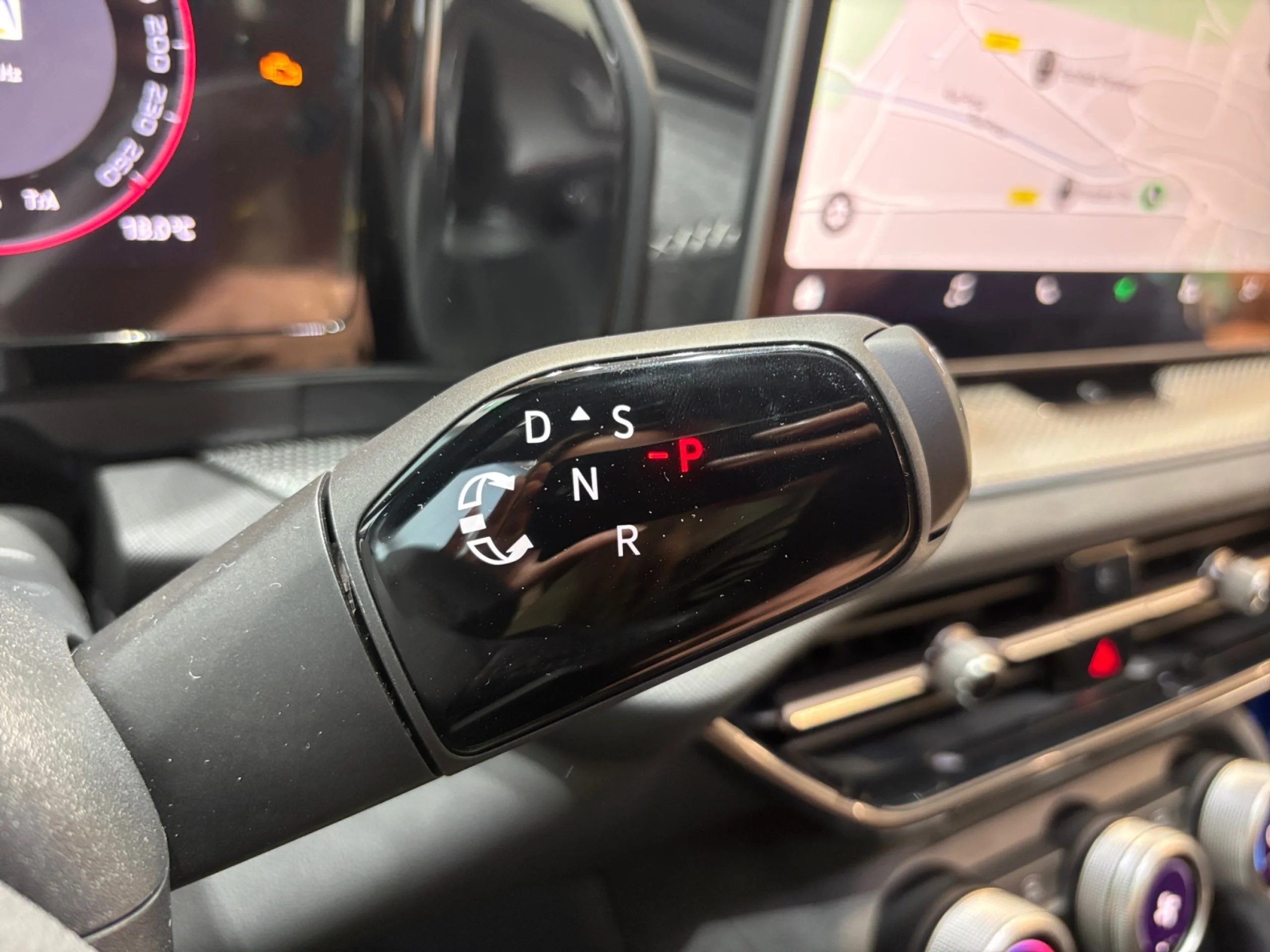 SKODA KODIAQ 2.0 TDI 110KW (150CV) DSG SPORTLINE - Foto 16