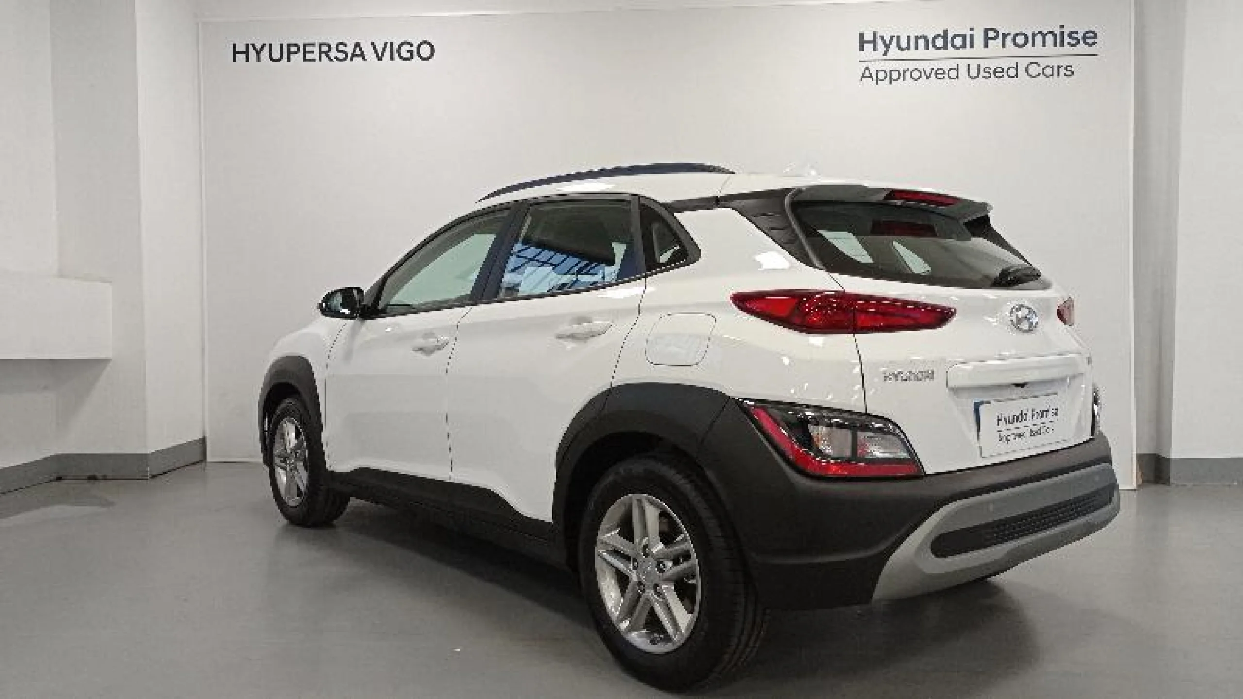 HYUNDAI KONA 1.0 TGDI MAXX 4X2 - Foto 3