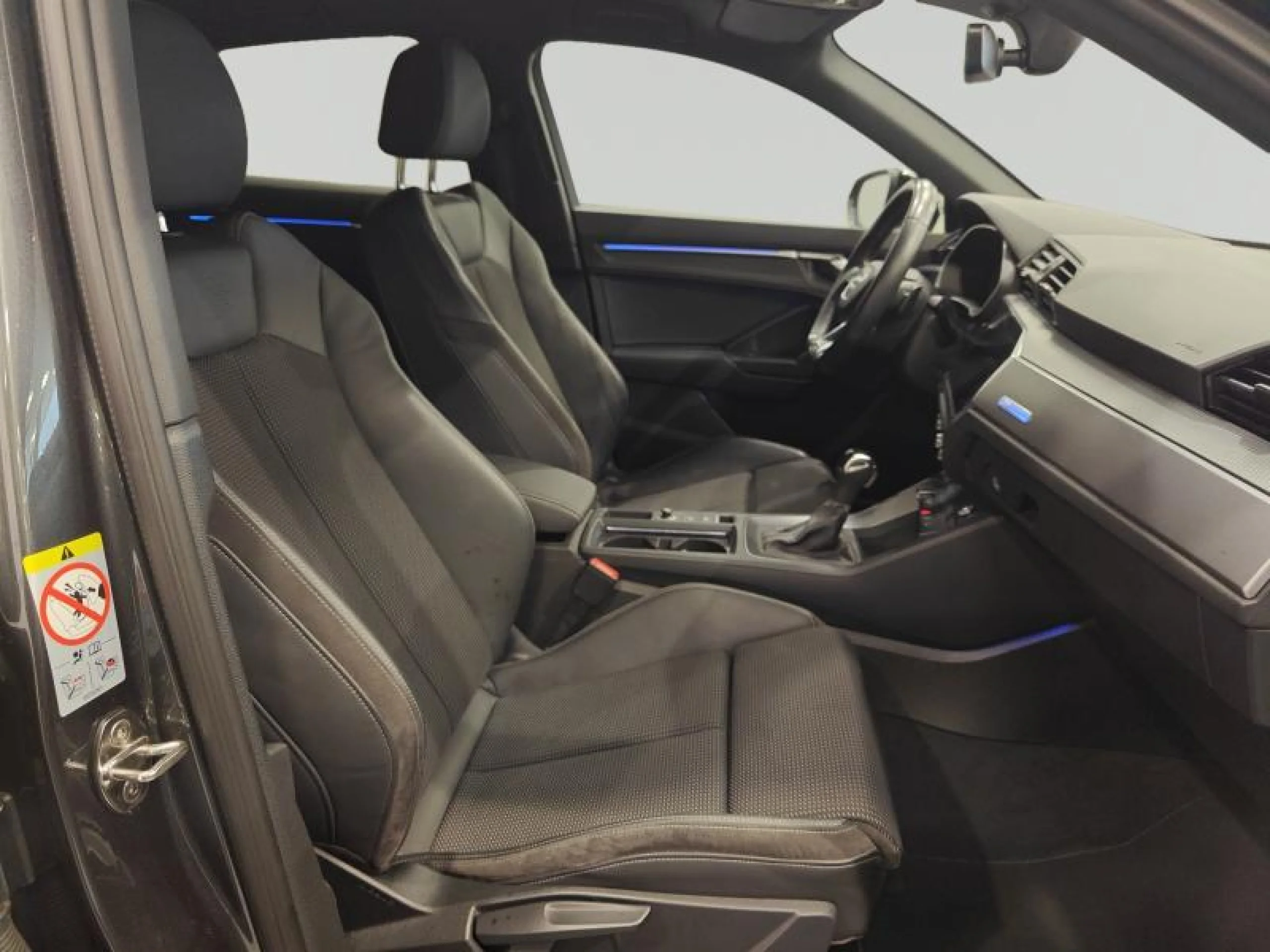 AUDI Q3 SPORTBACK BLACK LINE 35 TDI 110KW (150CV) S TRONIC - Foto 9