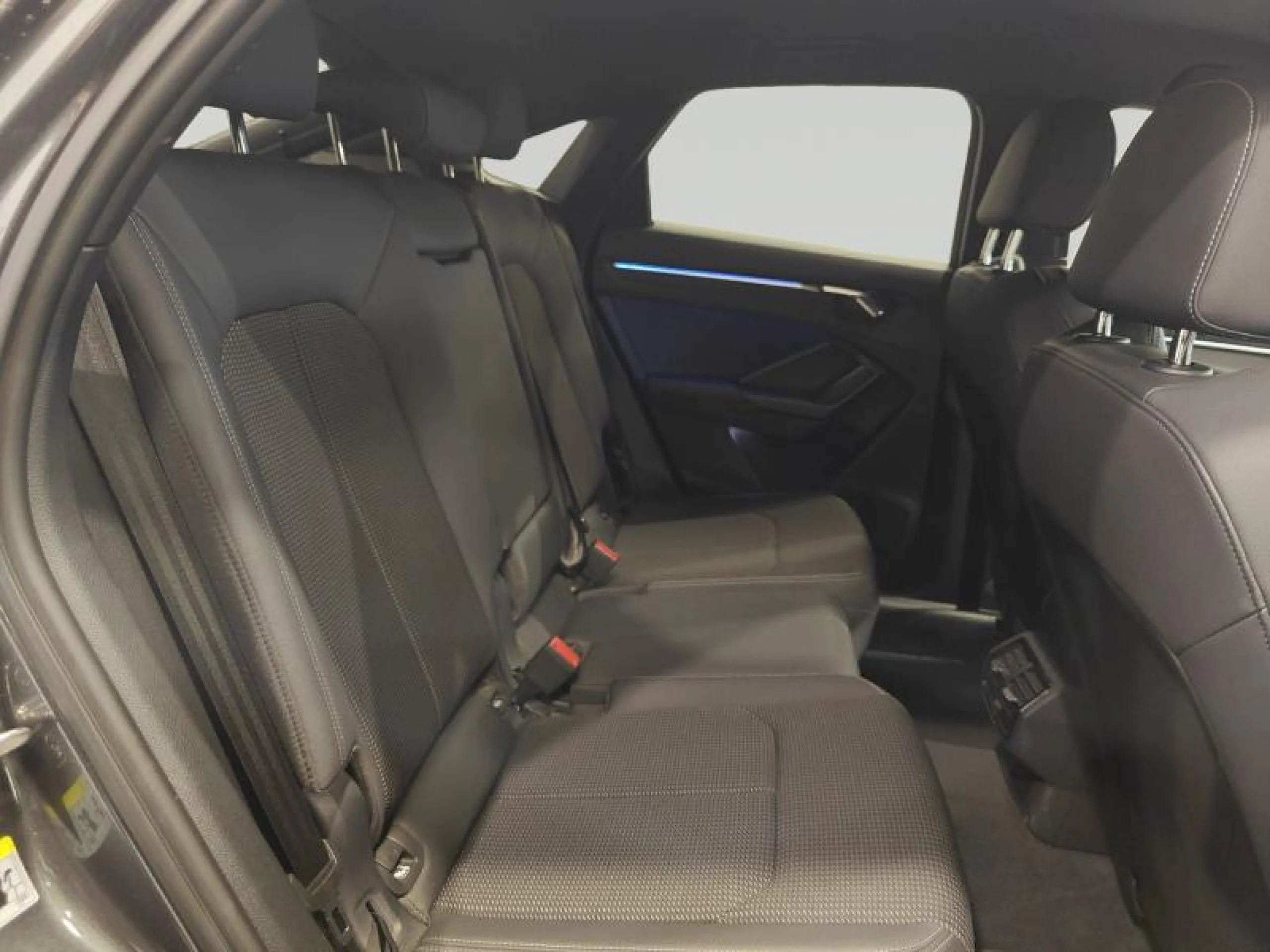 AUDI Q3 SPORTBACK BLACK LINE 35 TDI 110KW (150CV) S TRONIC - Foto 10