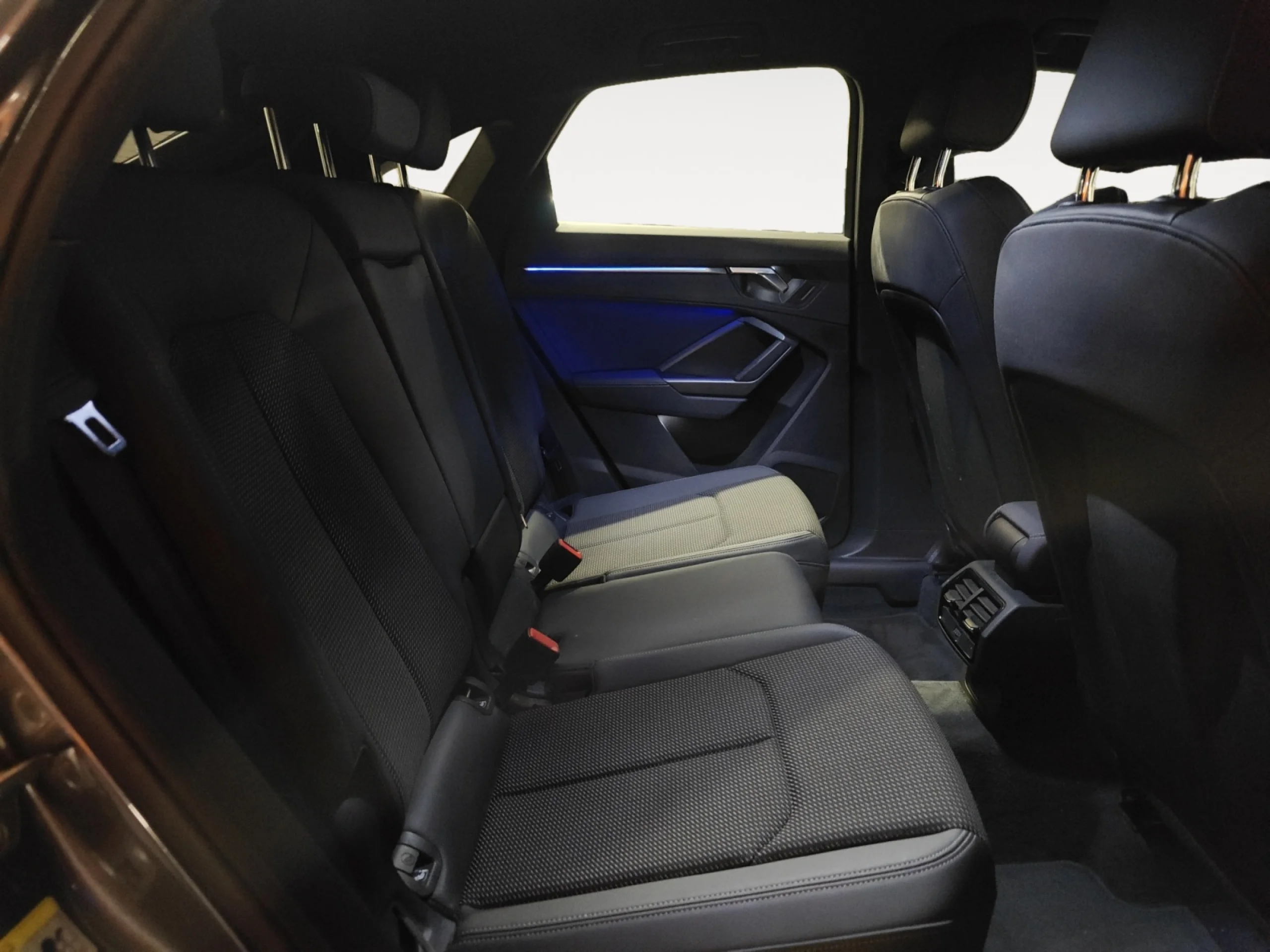 AUDI Q3 SPORTBACK BLACK LINE 35 TDI 110KW (150CV) S TRONIC - Foto 6