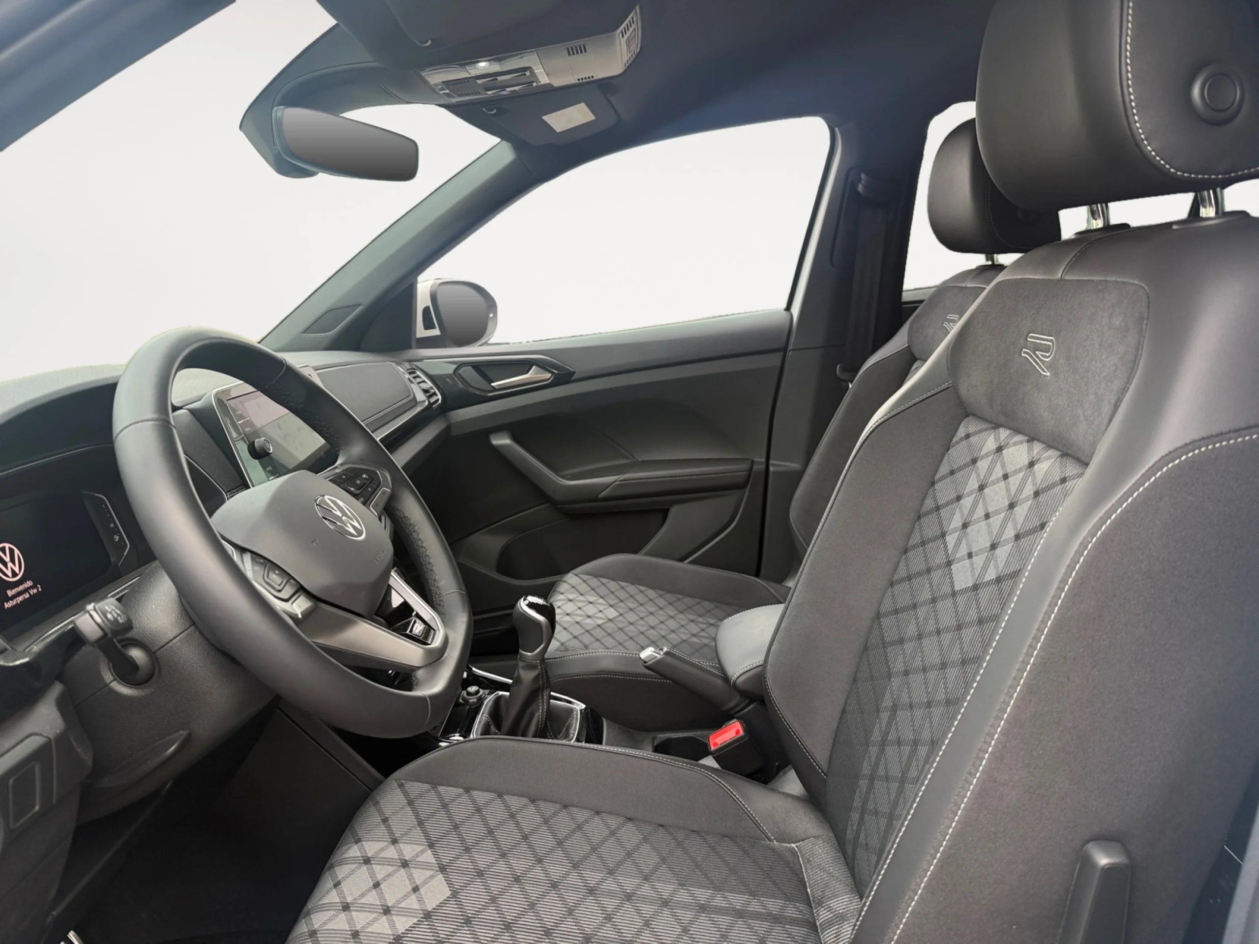 VOLKSWAGEN T CROSS T CROSS R LINE 1.0 TSI 85 KW (116 CV)  6 VEL. - Foto 5