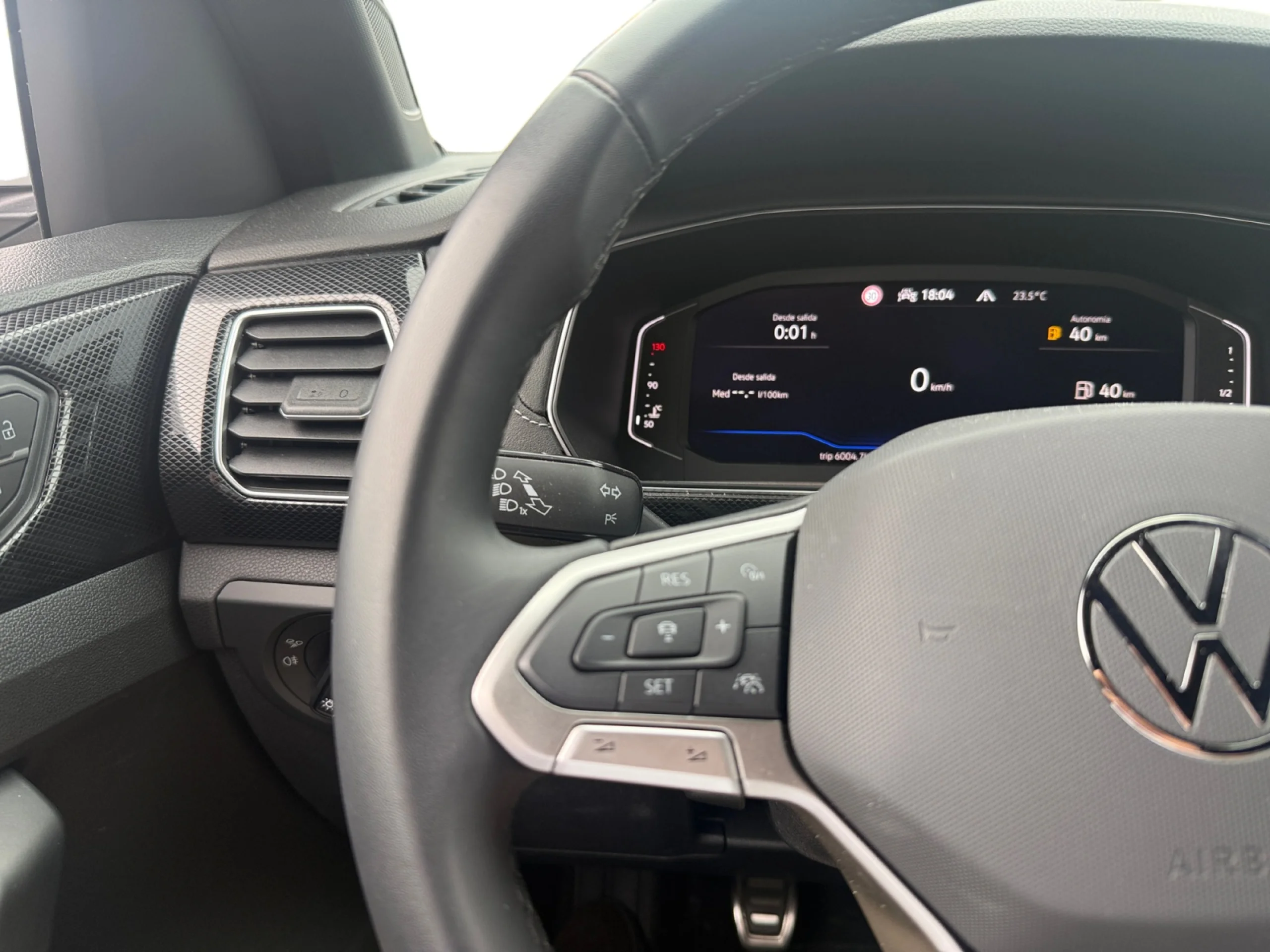 VOLKSWAGEN T CROSS T CROSS R LINE 1.0 TSI 85 KW (116 CV)  6 VEL. - Foto 11
