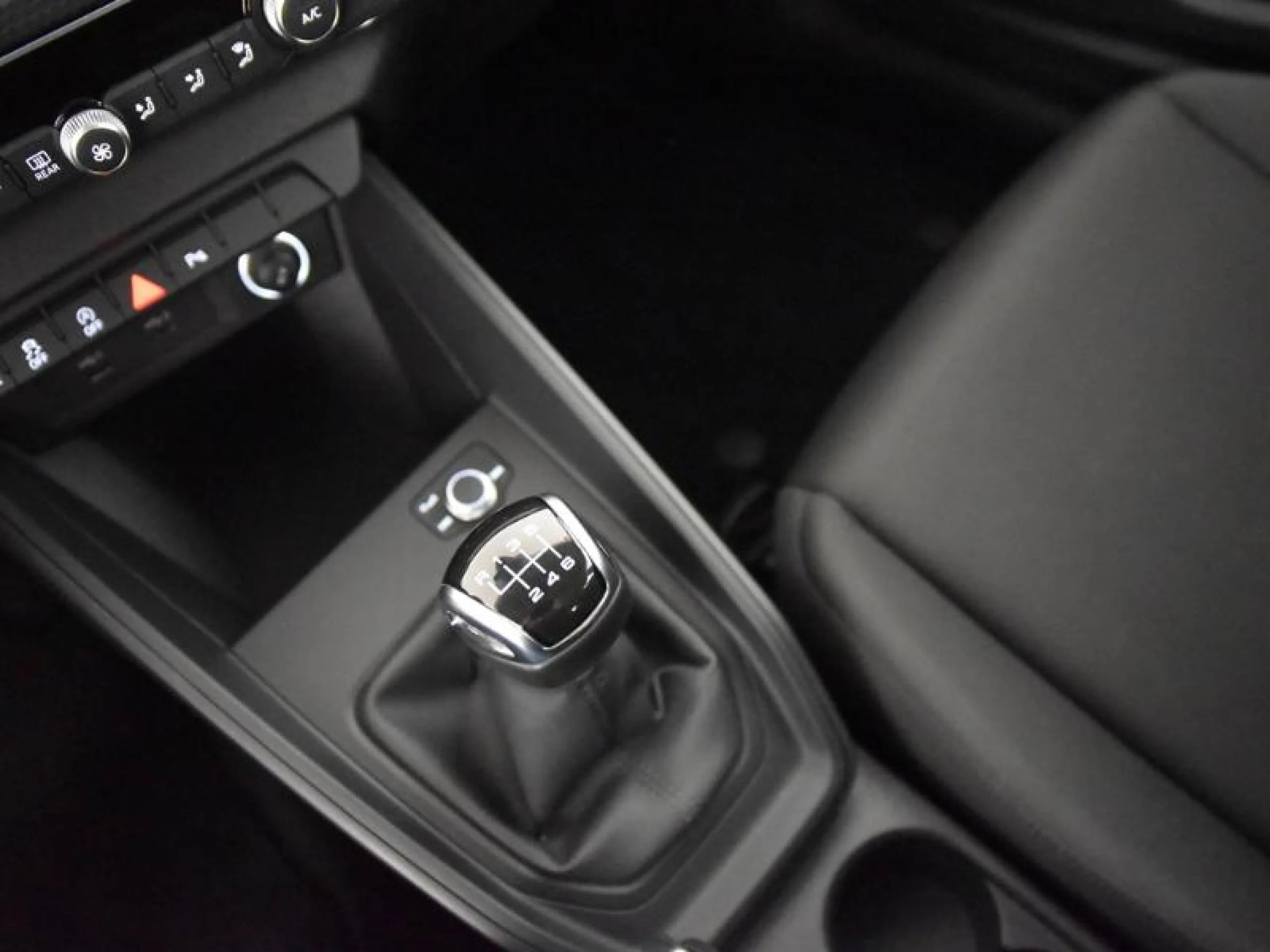 AUDI A1 SPORTBACK S LINE 30 TFSI 85KW (116CV) - Foto 10