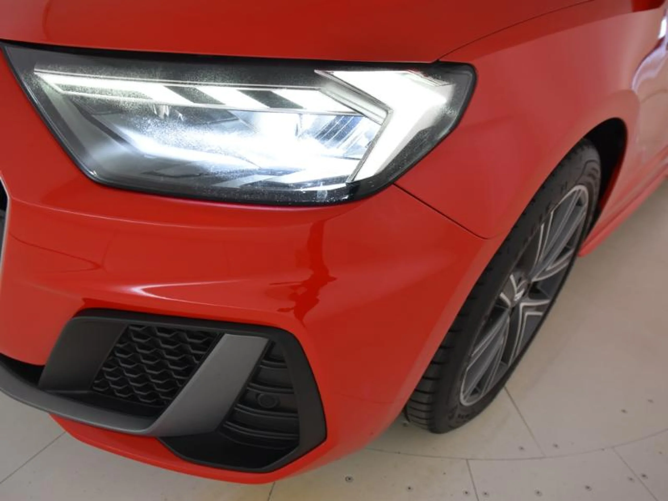 AUDI A1 SPORTBACK S LINE 30 TFSI 85KW (116CV) - Foto 18