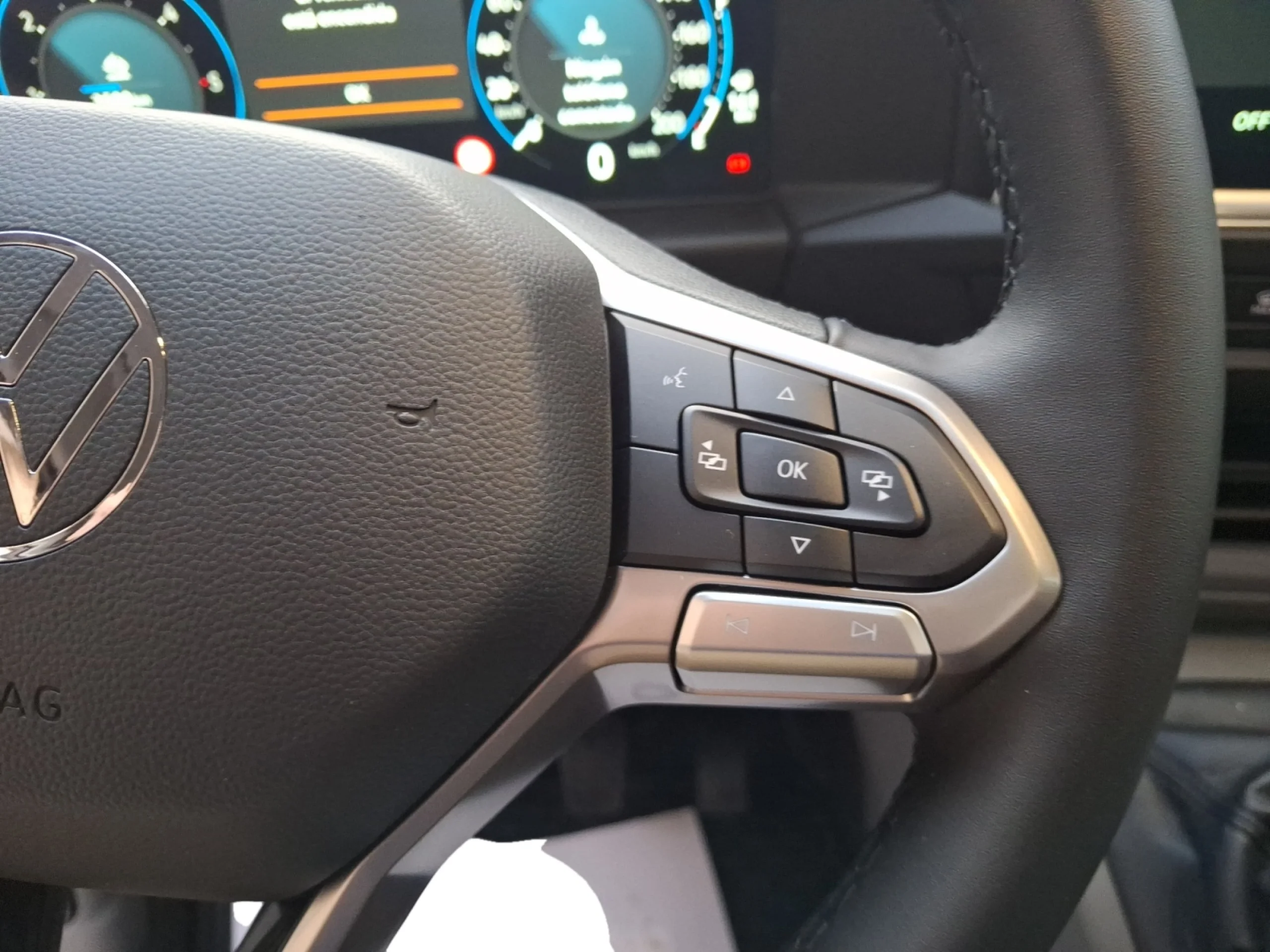 VW COMERCIALES CARAVELLE CARAVELLE   CARAVELLE  BATALLA CORTA  2.0 TDI 81 KW (110 CV) 6 VEL. - Foto 9