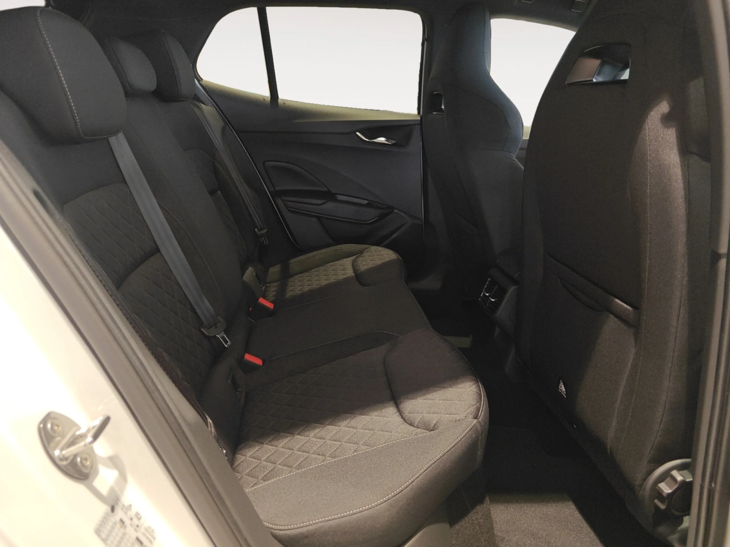 SKODA FABIA 1.0 TSI 70KW (95CV) DESIGN - Foto 6