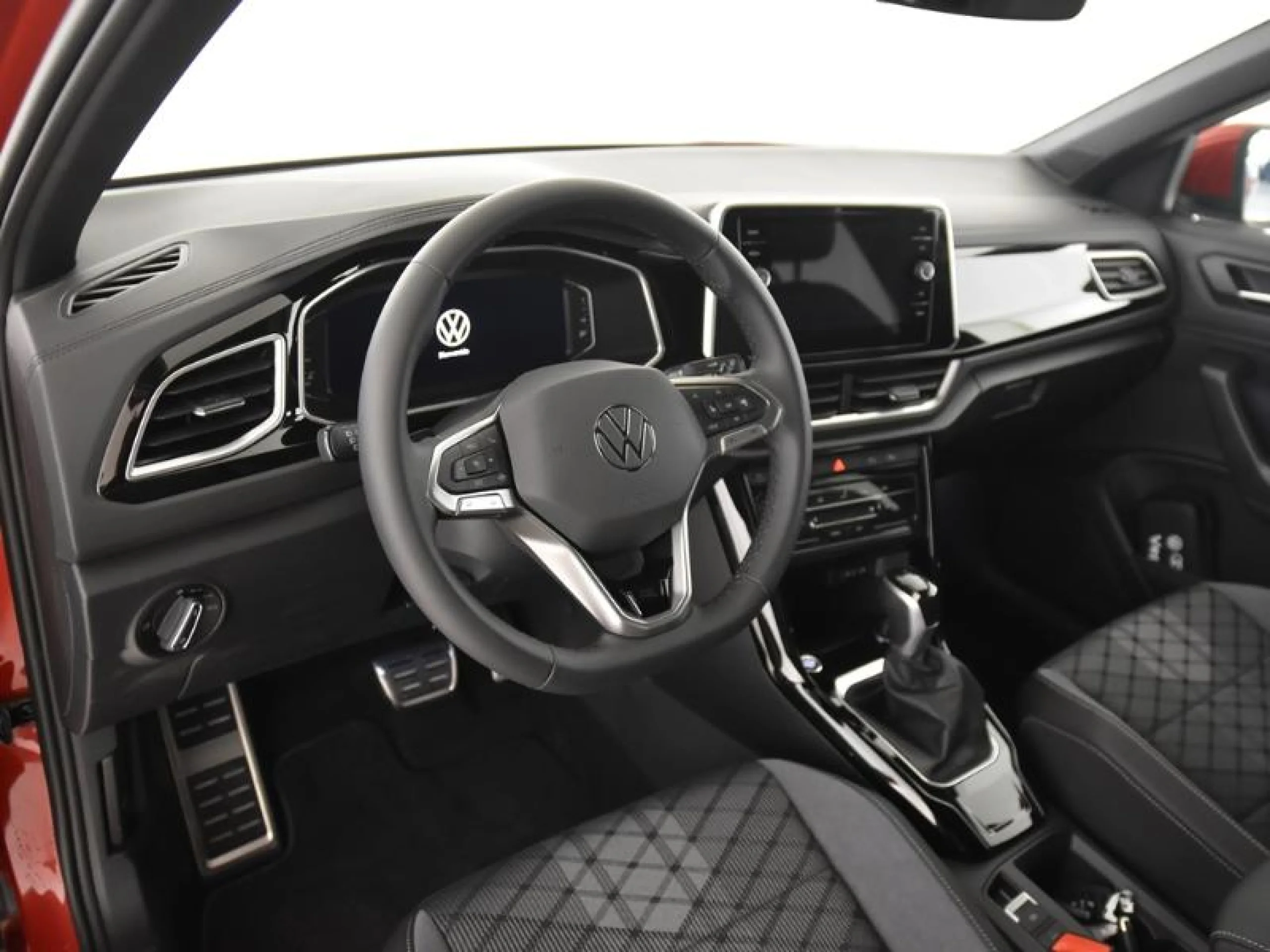 VOLKSWAGEN T ROC R LINE 1.5 TSI 110KW (150CV) DSG - Foto 9