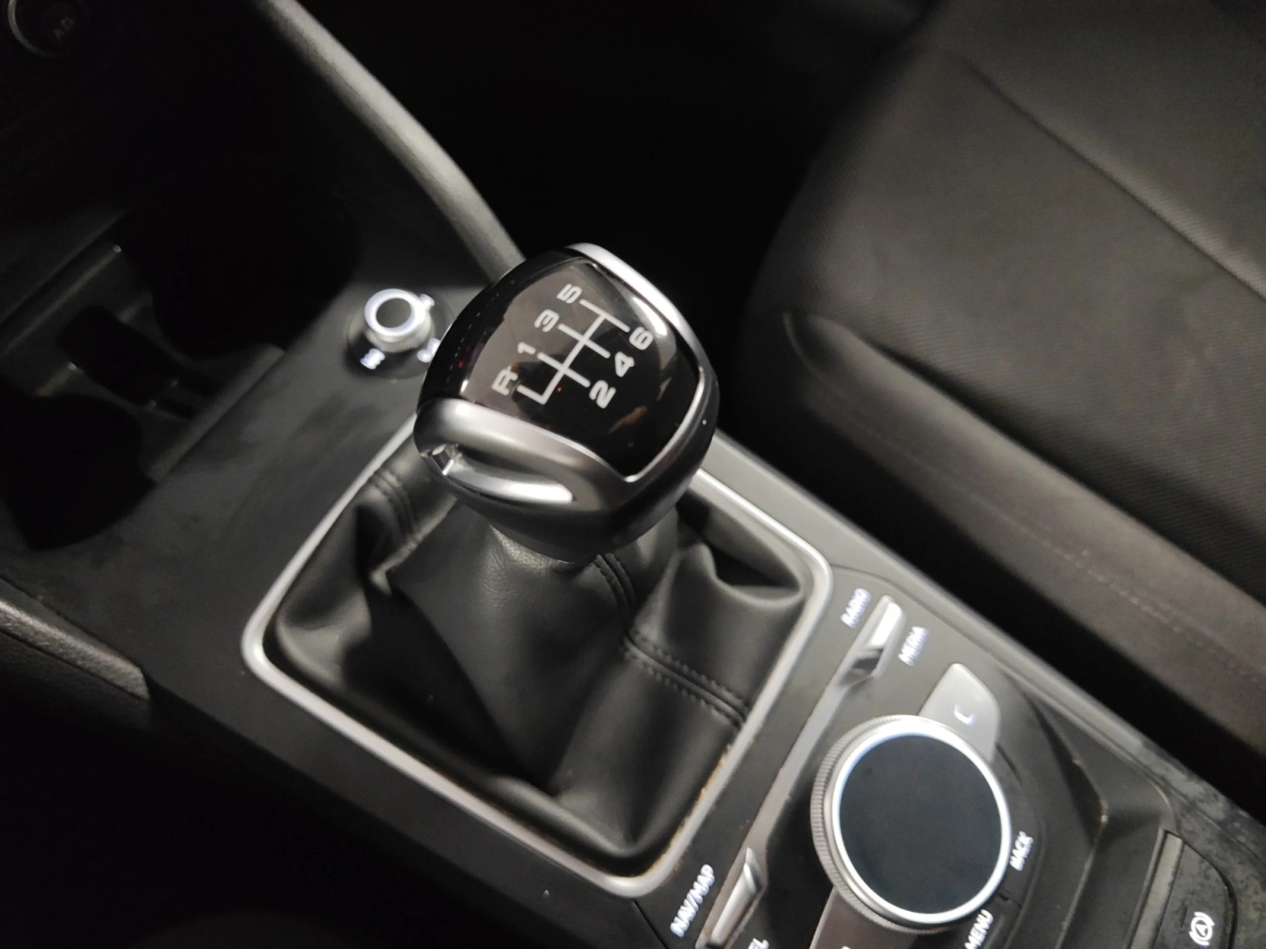 AUDI Q2 ADVANCED 30 TDI 85KW (116CV) - Foto 20