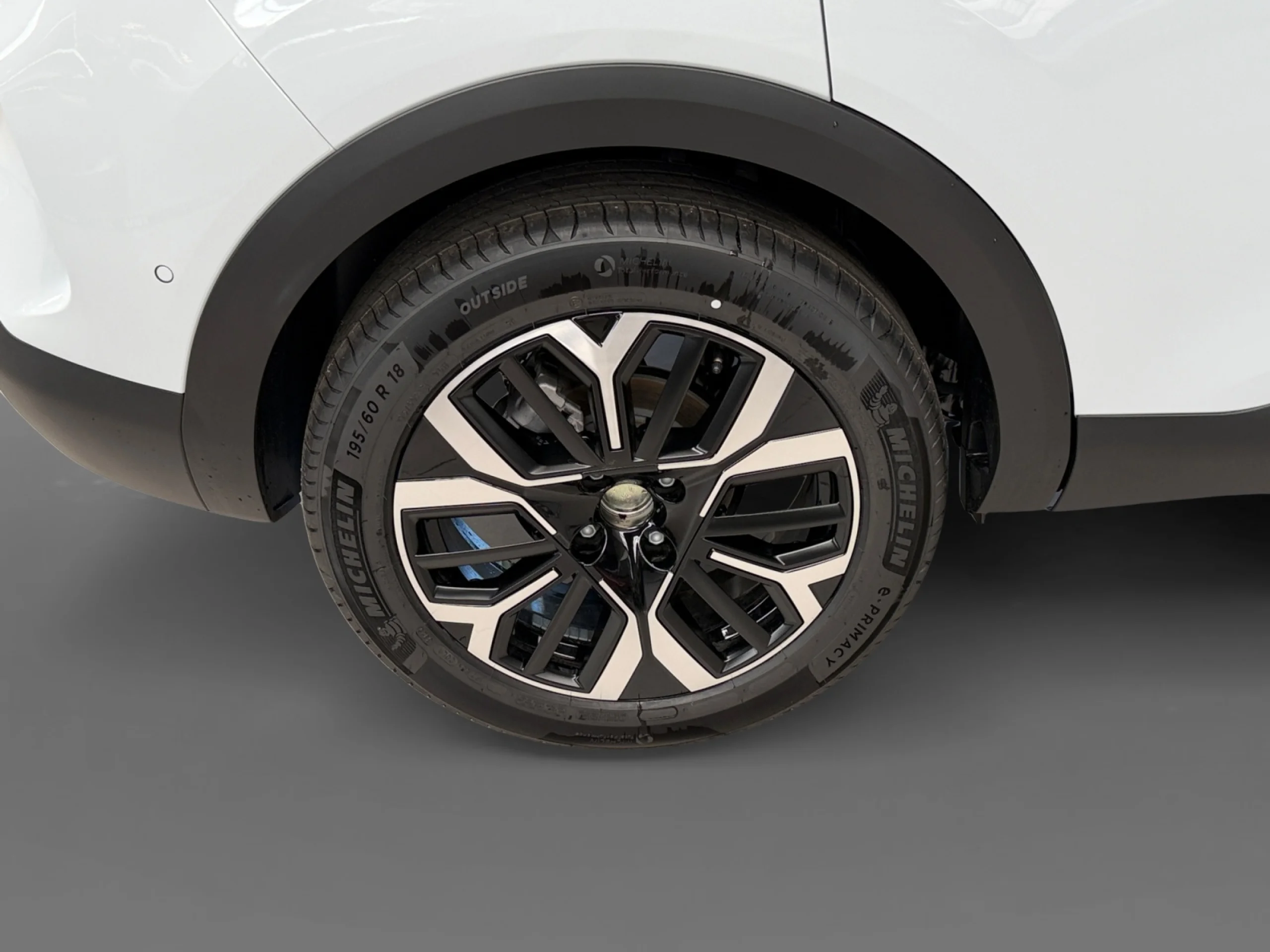 CITROEN C4 HYBRID 145 Ë DCS6 BUSINESS EDITION - Foto 8