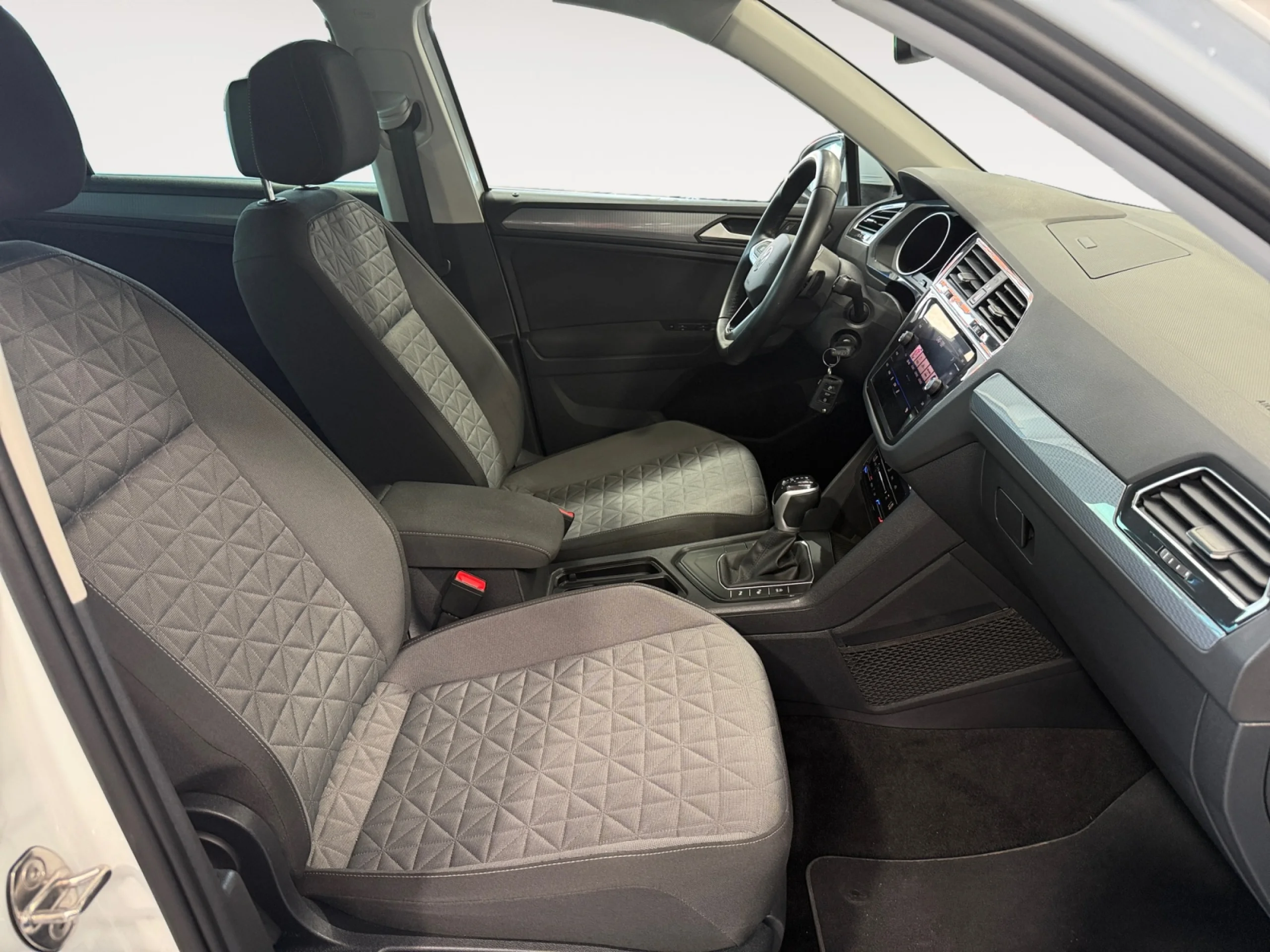 VOLKSWAGEN TIGUAN LIFE 1.5 TSI 110KW (150CV) DSG - Foto 5