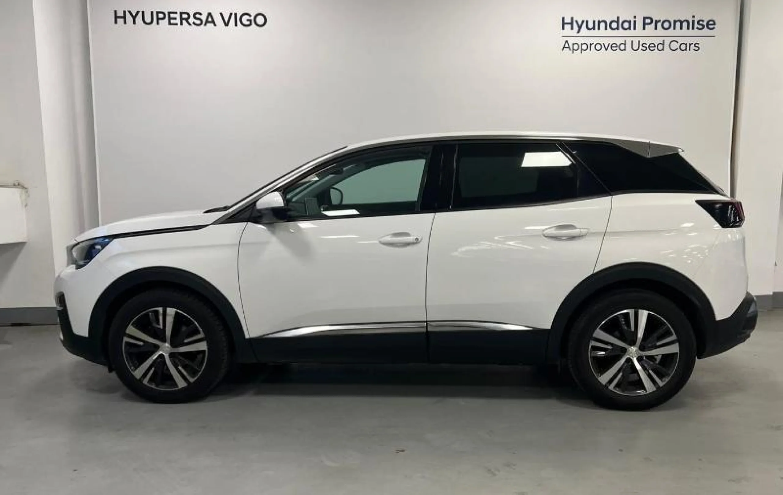 PEUGEOT 3008 1.6BLUEHDI 88KW (120CV) ALLURE AUTO S&S - Foto 2