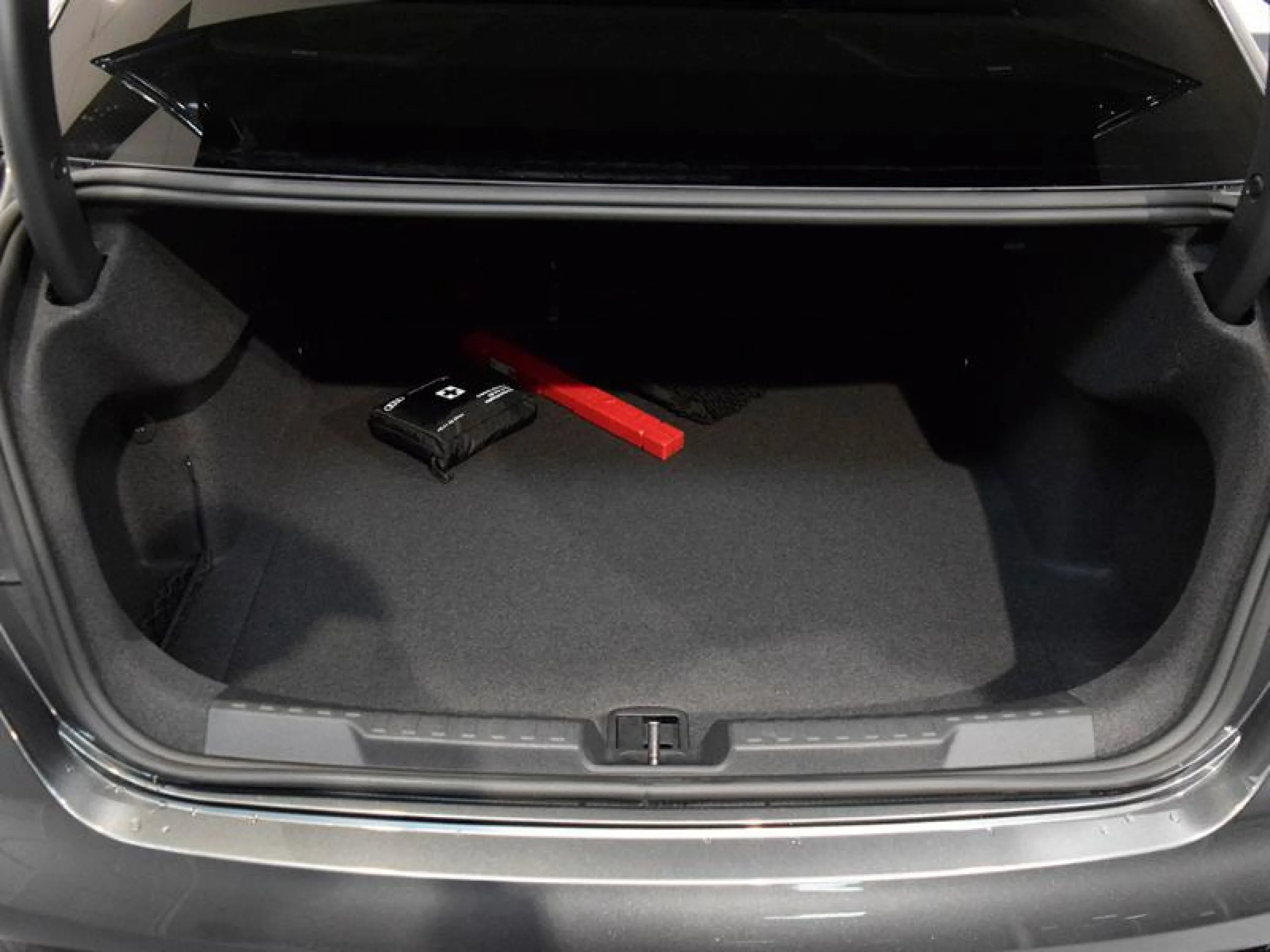 AUDI A3 SEDAN BLACK LINE 35 TFSI 110KW S TRONIC - Foto 7