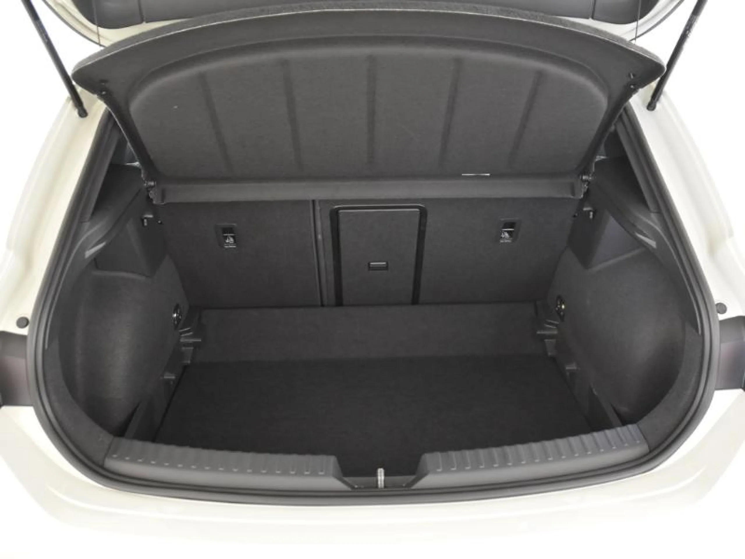 CUPRA LEON 1.5 ETSI 110KW (150CV) DSG - Foto 7