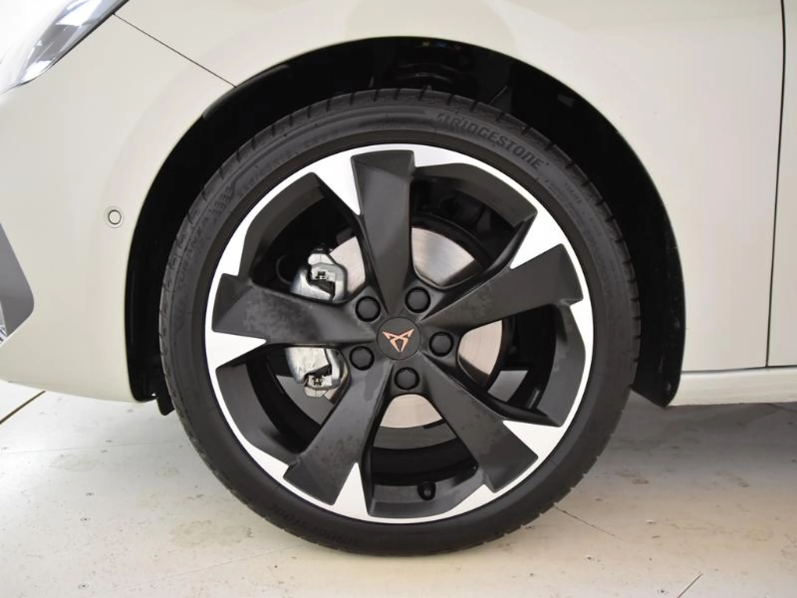 CUPRA LEON 1.5 ETSI 110KW (150CV) DSG - Foto 8