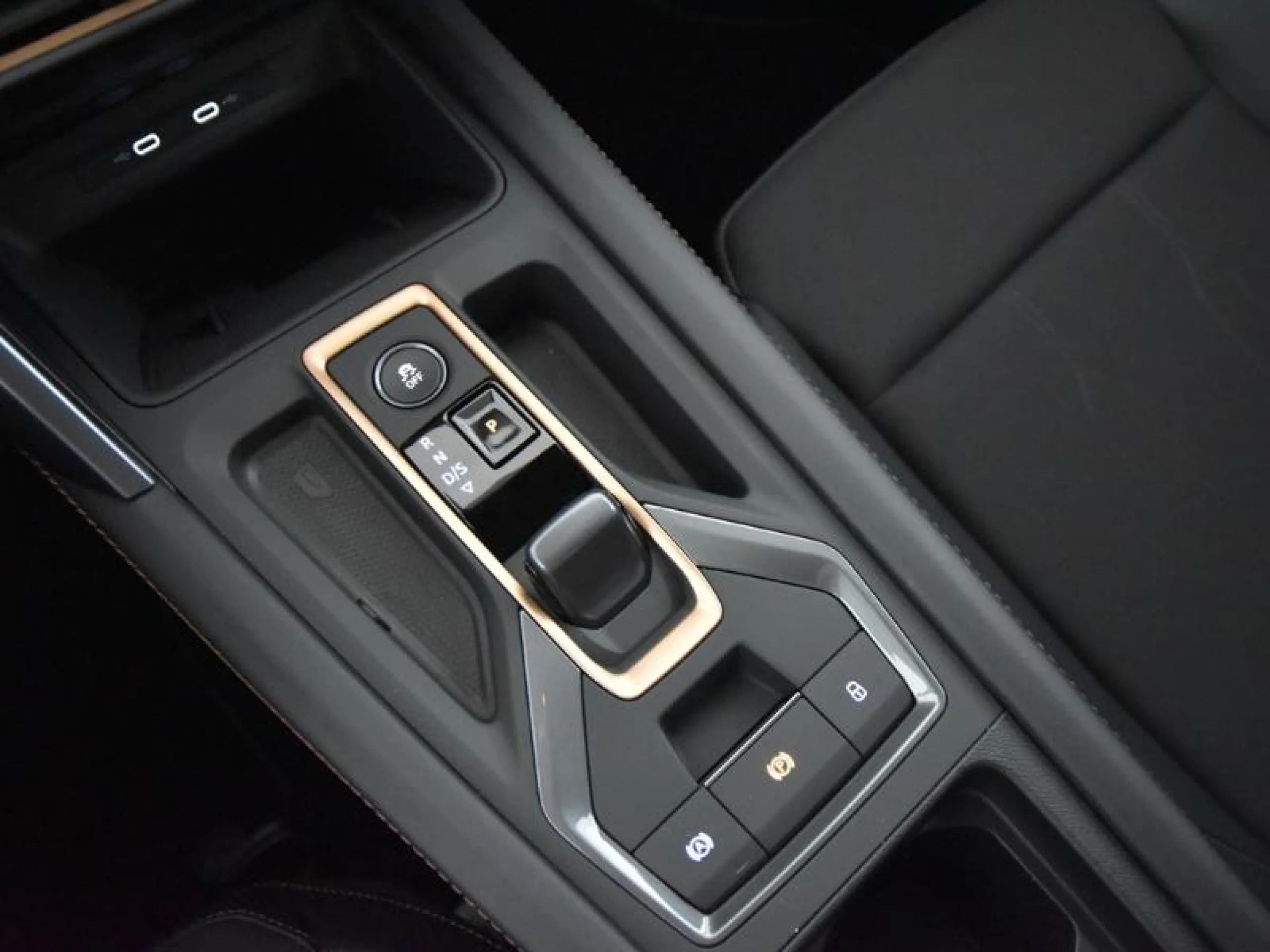 CUPRA LEON 1.5 ETSI 110KW (150CV) DSG - Foto 10