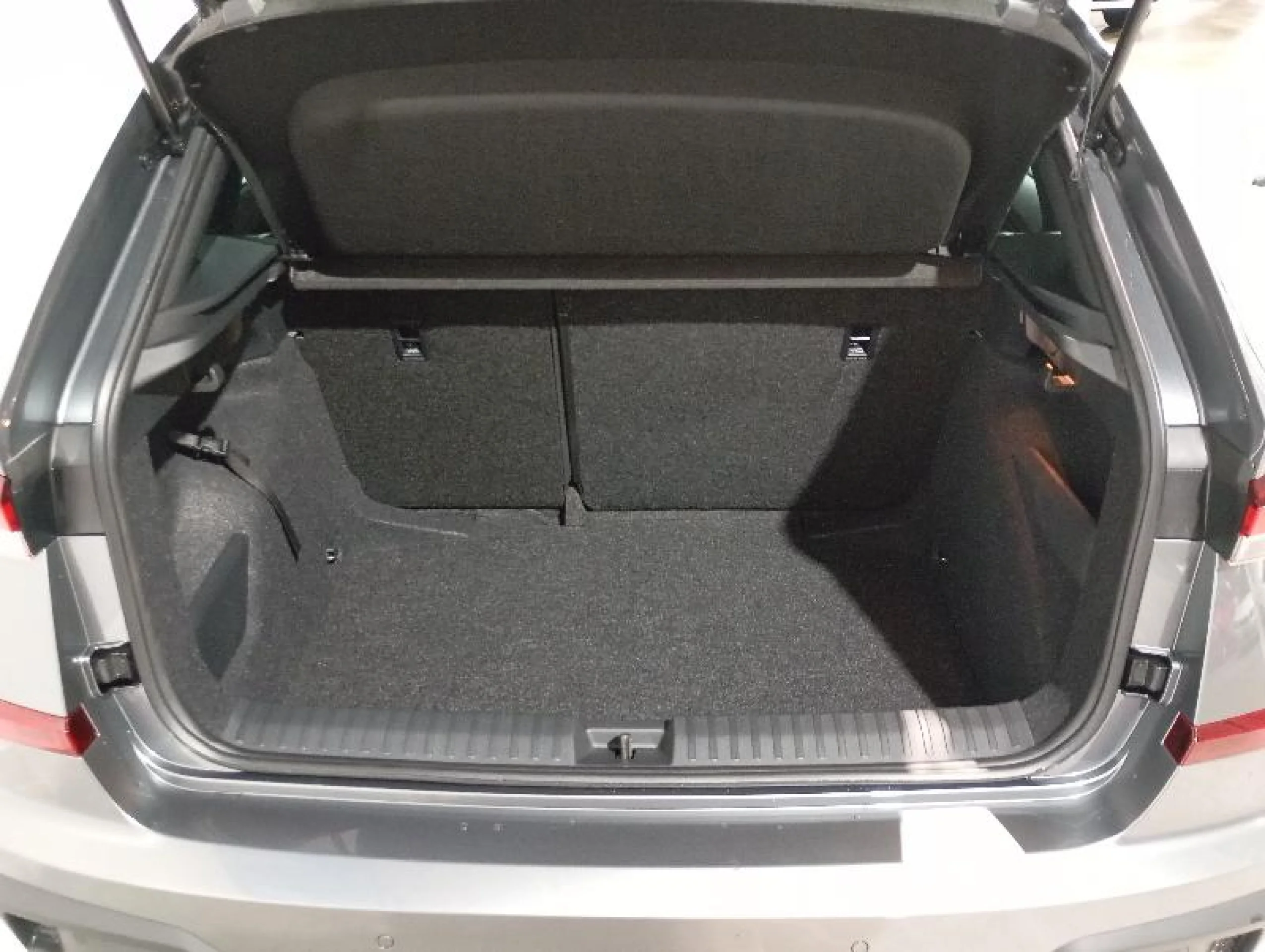 SKODA KAMIQ 1.0 TSI 85KW (115CV) DSG DESIGN - Foto 7