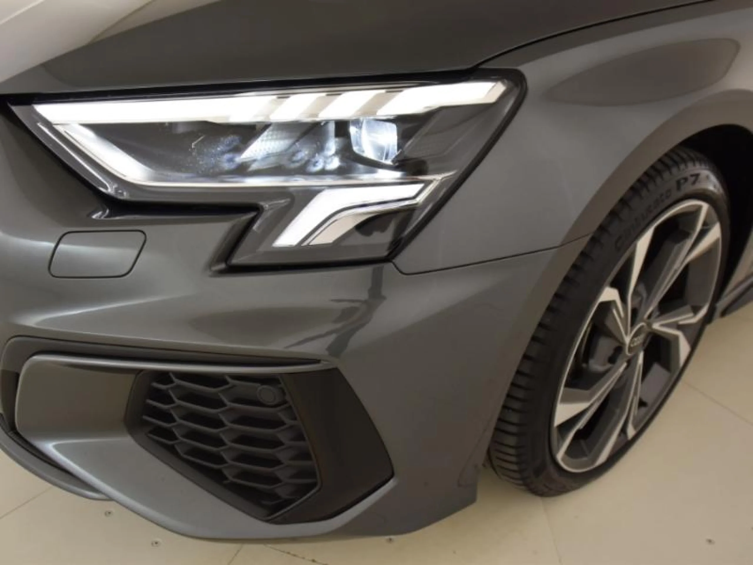 AUDI A3 SPORTBACK BLACK LINE 35 TDI 110KW S TRON - Foto 18