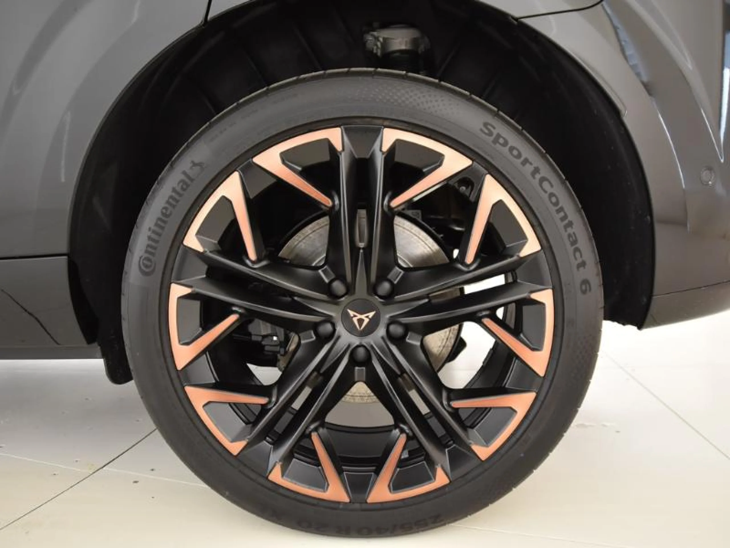 CUPRA TERRAMAR 1.5 TSI E HYBRID 200KW (272 CV) VZ DSG - Foto 16