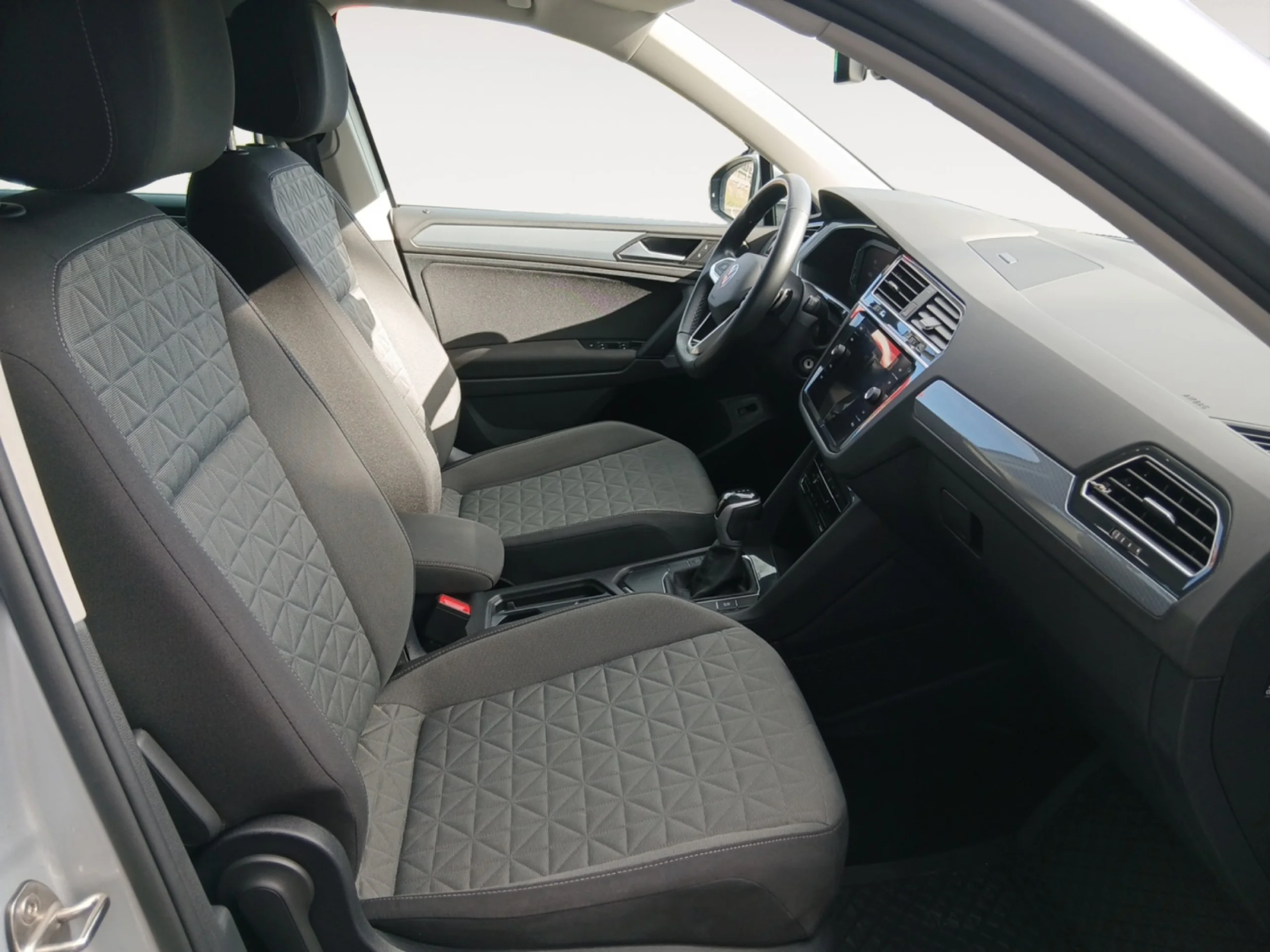 VOLKSWAGEN TIGUAN LIFE 1.5 TSI 110KW (150CV) DSG - Foto 5
