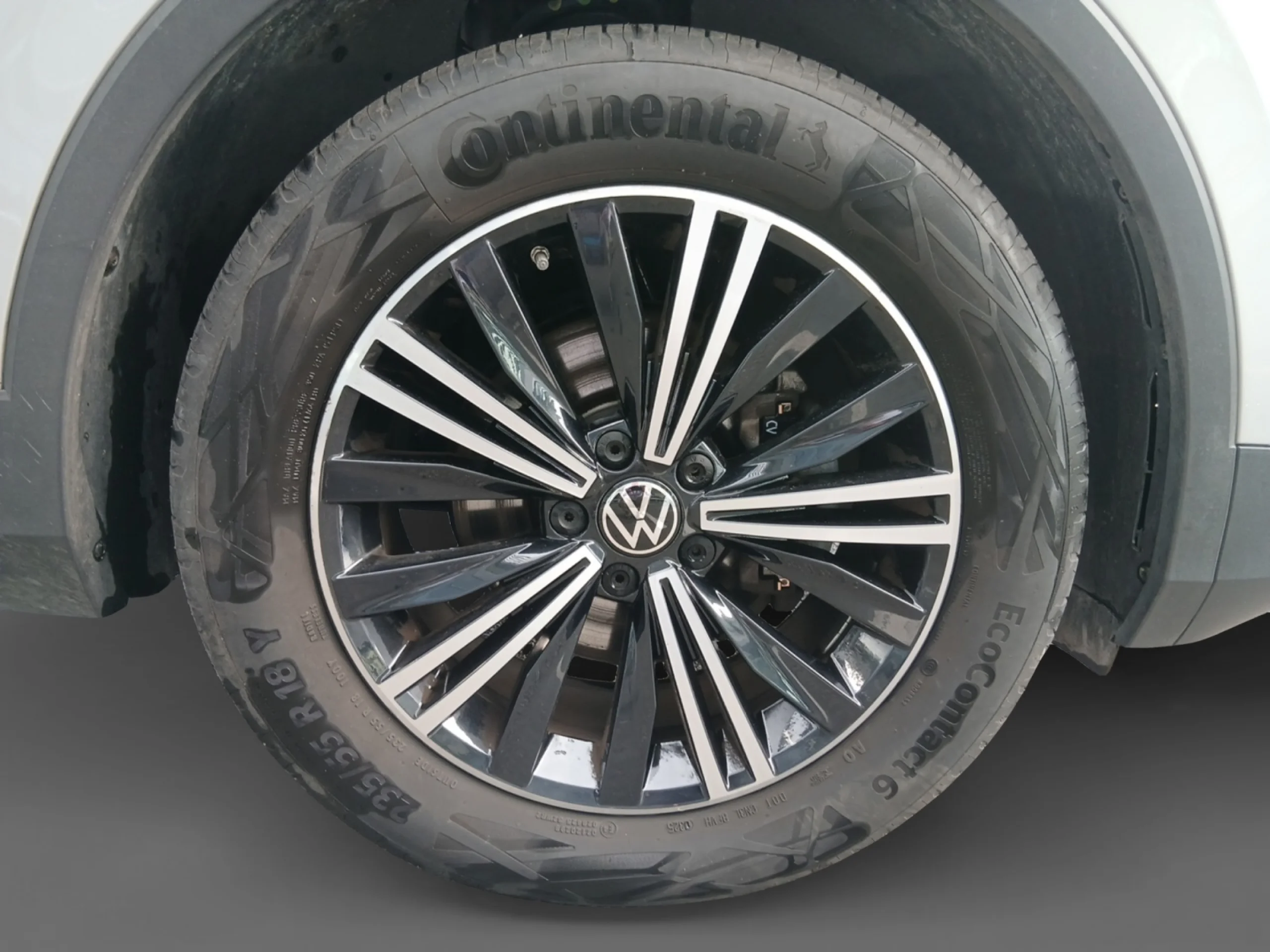 VOLKSWAGEN TIGUAN LIFE 1.5 TSI 110KW (150CV) DSG - Foto 8