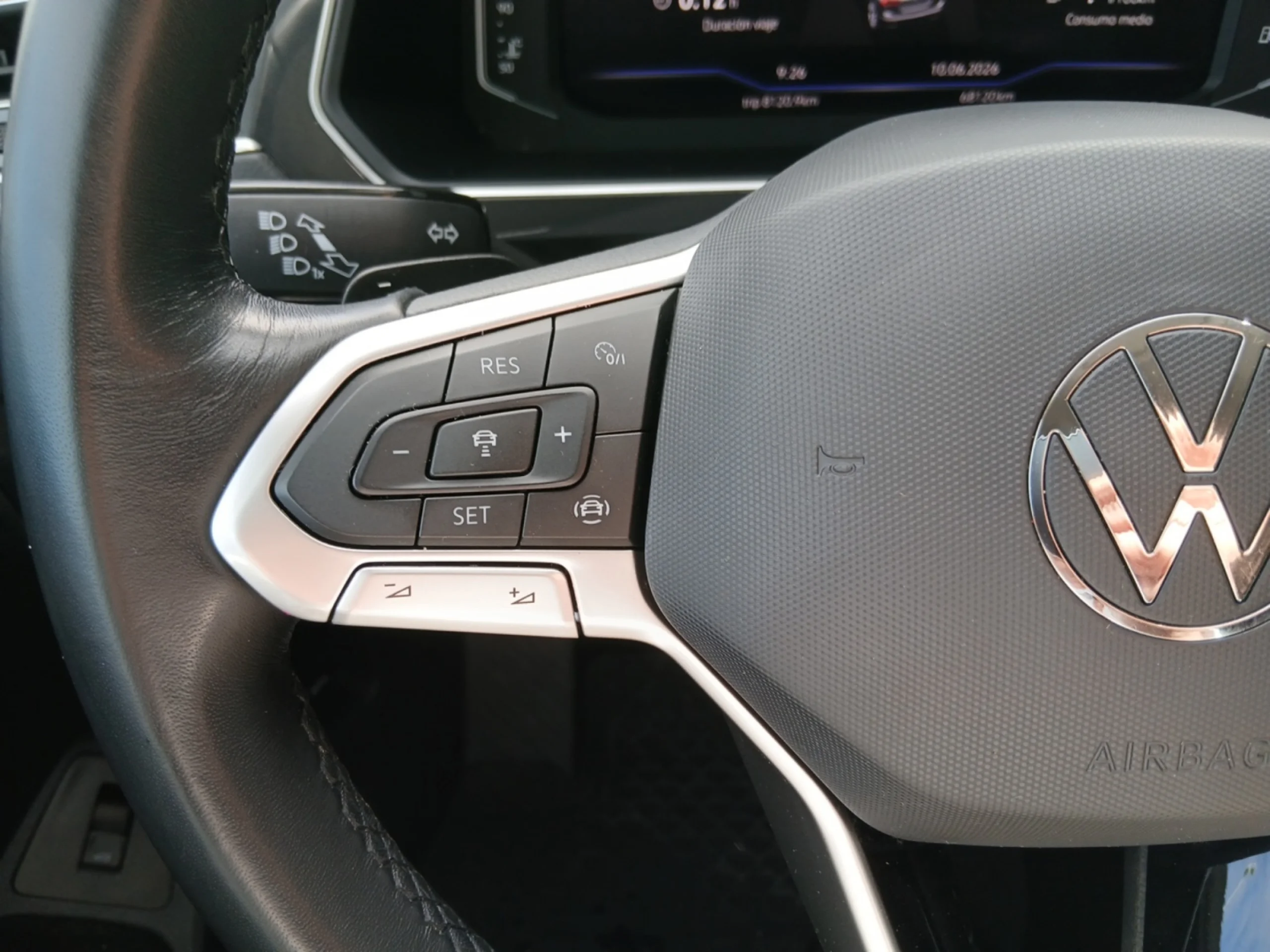 VOLKSWAGEN TIGUAN LIFE 1.5 TSI 110KW (150CV) DSG - Foto 9