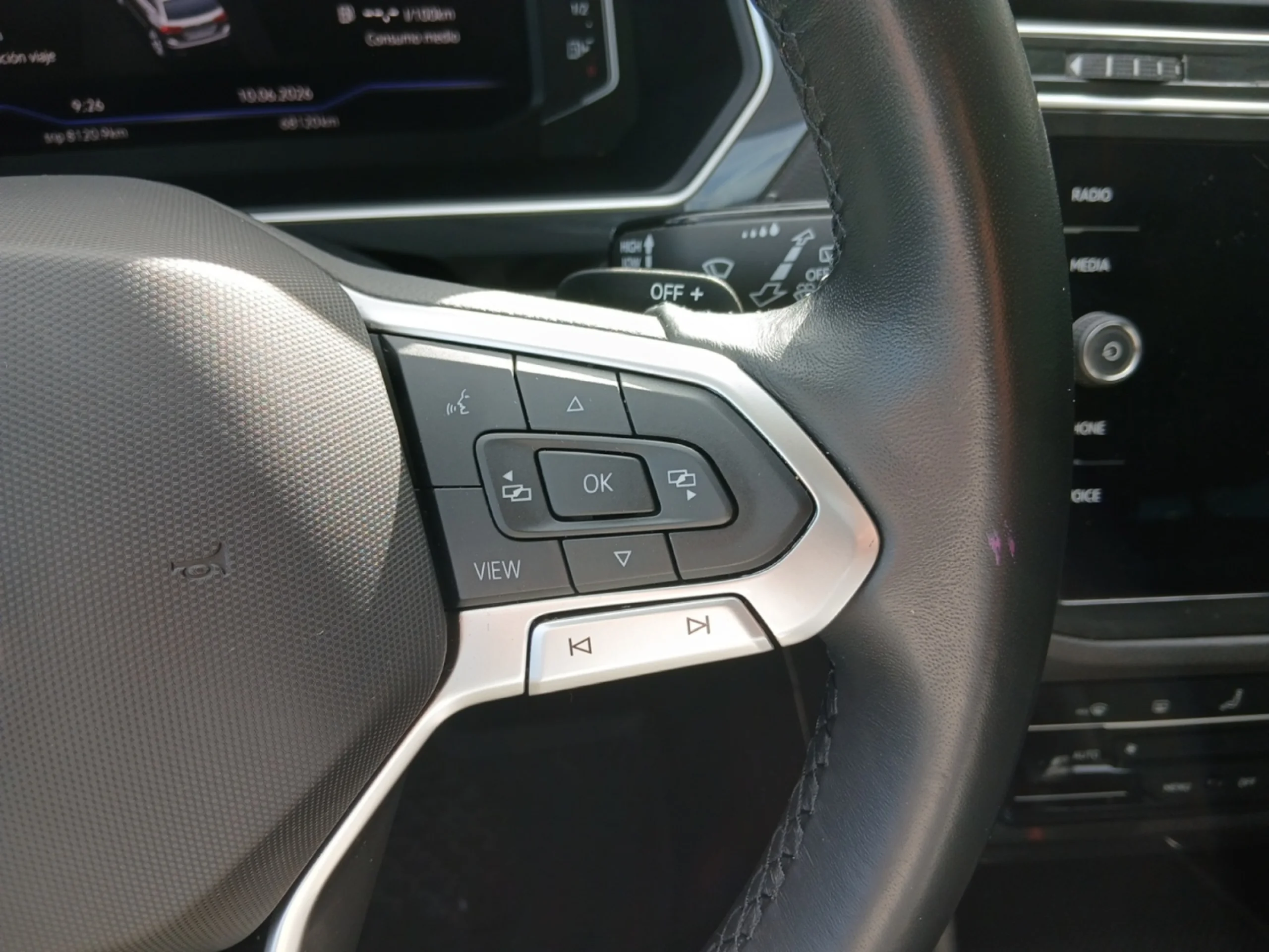 VOLKSWAGEN TIGUAN LIFE 1.5 TSI 110KW (150CV) DSG - Foto 10
