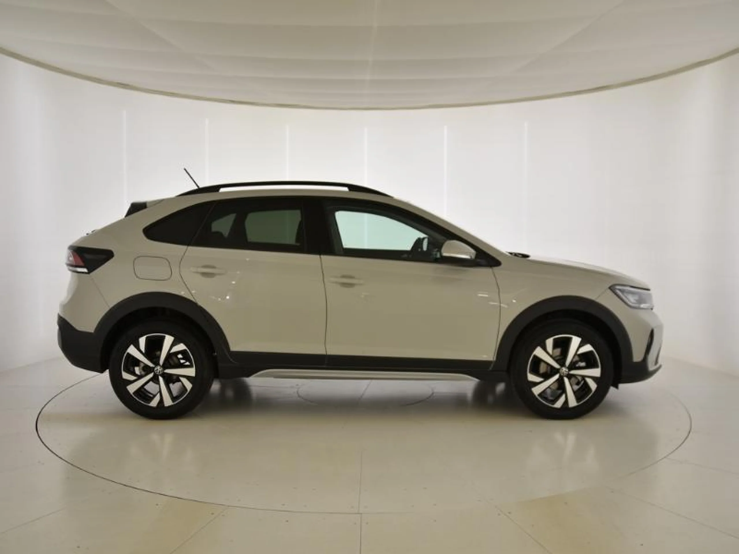 VOLKSWAGEN TAIGO TAIGO MÁS 1.0 TSI 85 KW (116 CV )  AUTOMÁTICO DSG 7 VEL. - Foto 3