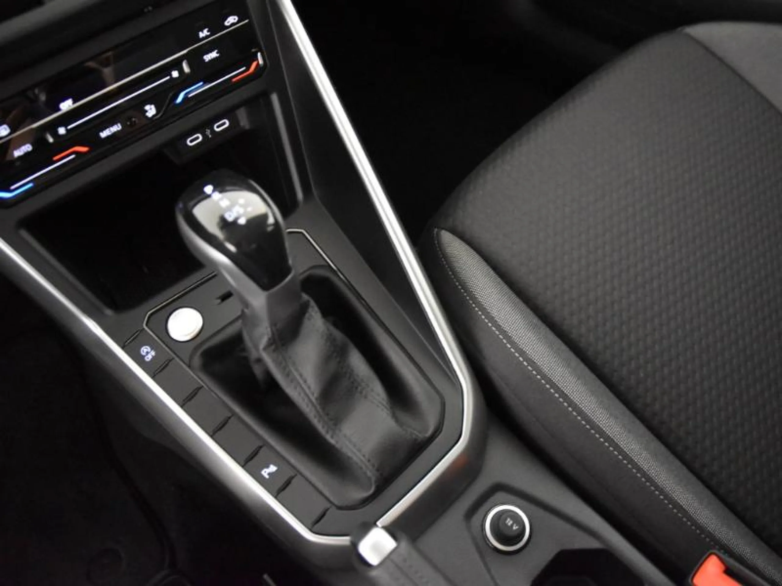 VOLKSWAGEN TAIGO TAIGO MÁS 1.0 TSI 85 KW (116 CV )  AUTOMÁTICO DSG 7 VEL. - Foto 10