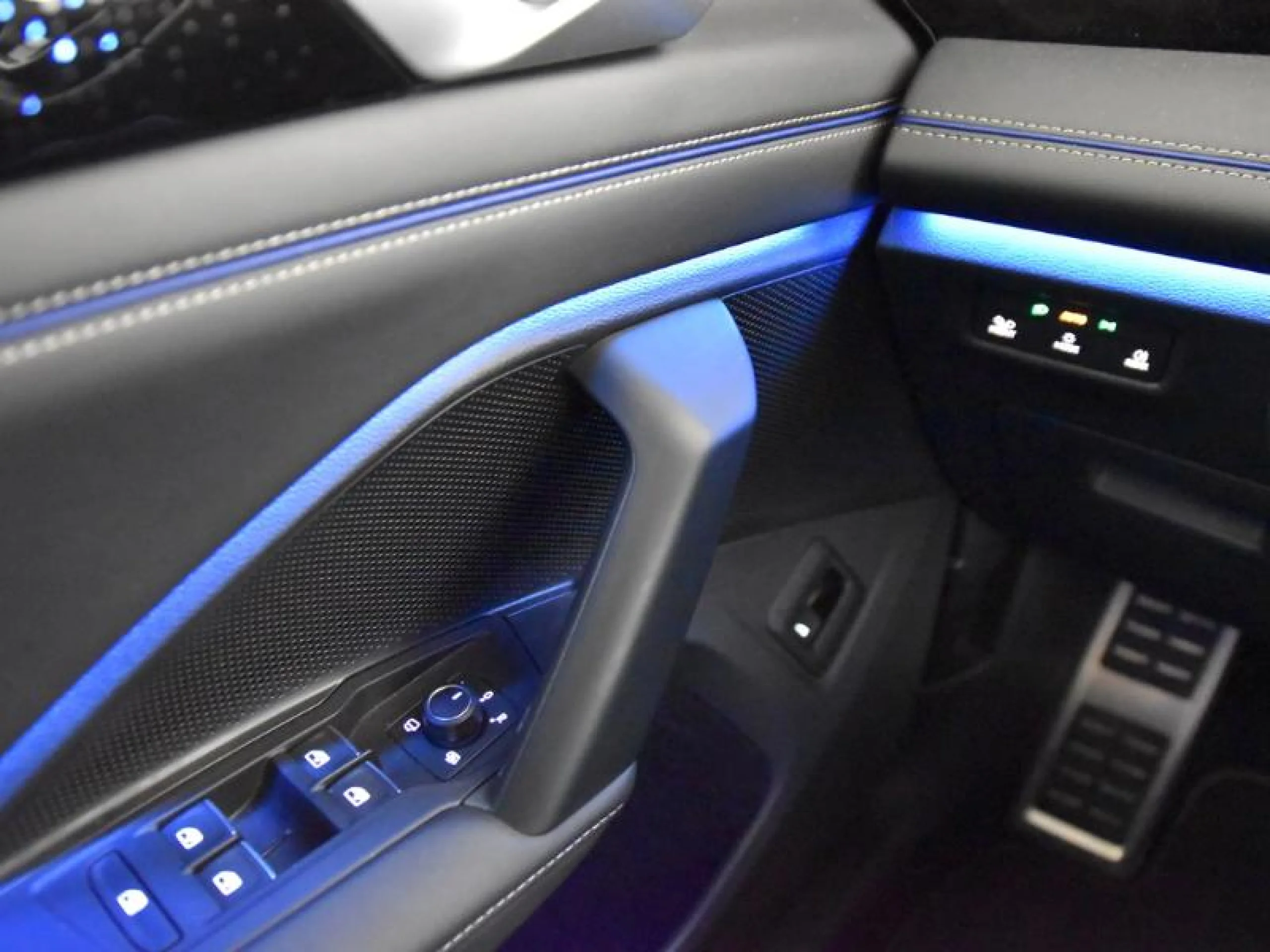 VOLKSWAGEN TIGUAN R LINE 2.0 TDI 110KW (150CV) DSG - Foto 17