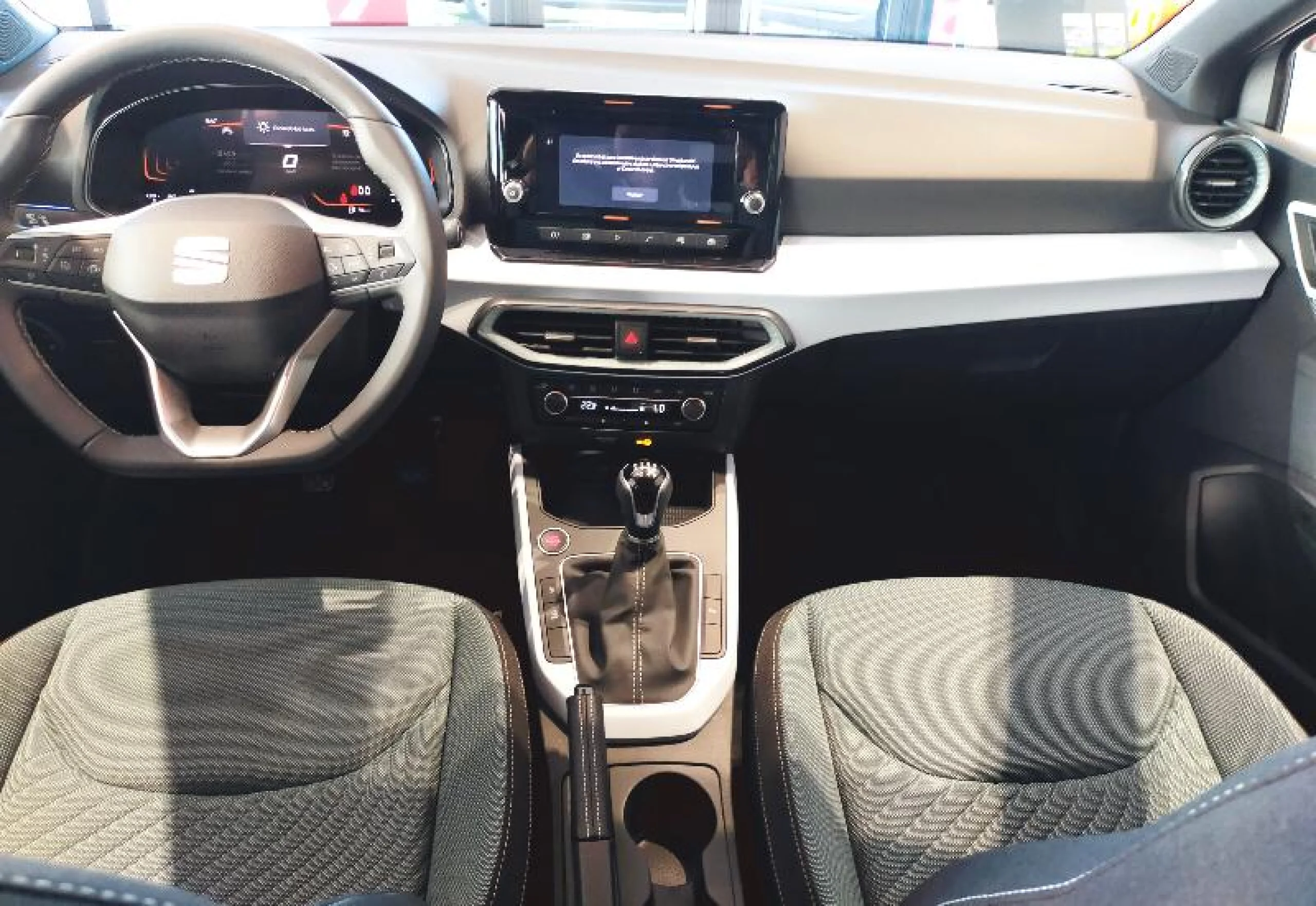 SEAT IBIZA IBIZA 1.0 TSI 85 KW (115 CV) START/STOP SPECIAL EDITION - Foto 4