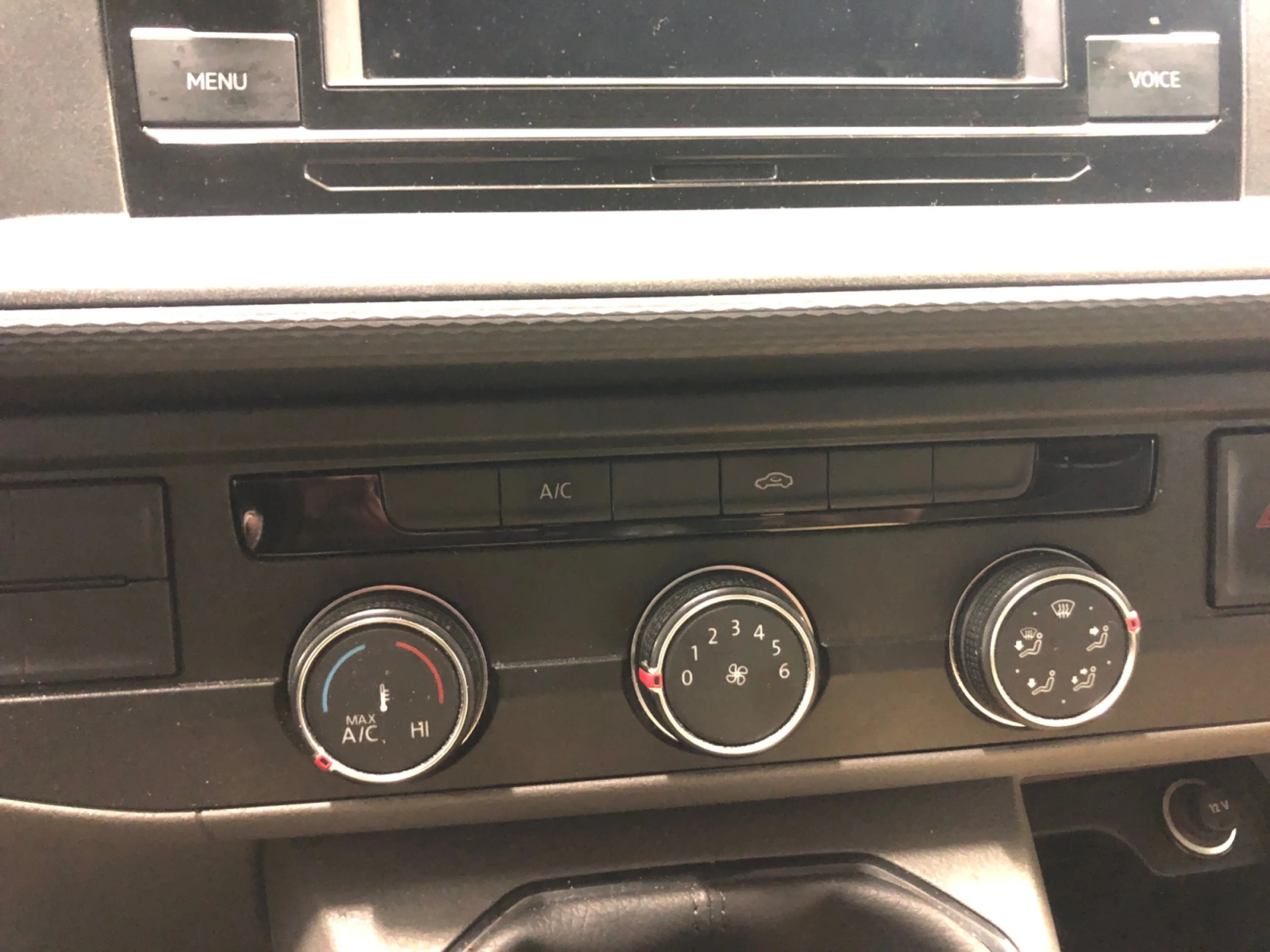 VOLKSWAGEN TRANSPORTER 6.1 FURGON BATALLA LARGA 2.0 TDI 110 KW (150 CV) 6 VEL. 2.800 - Foto 13