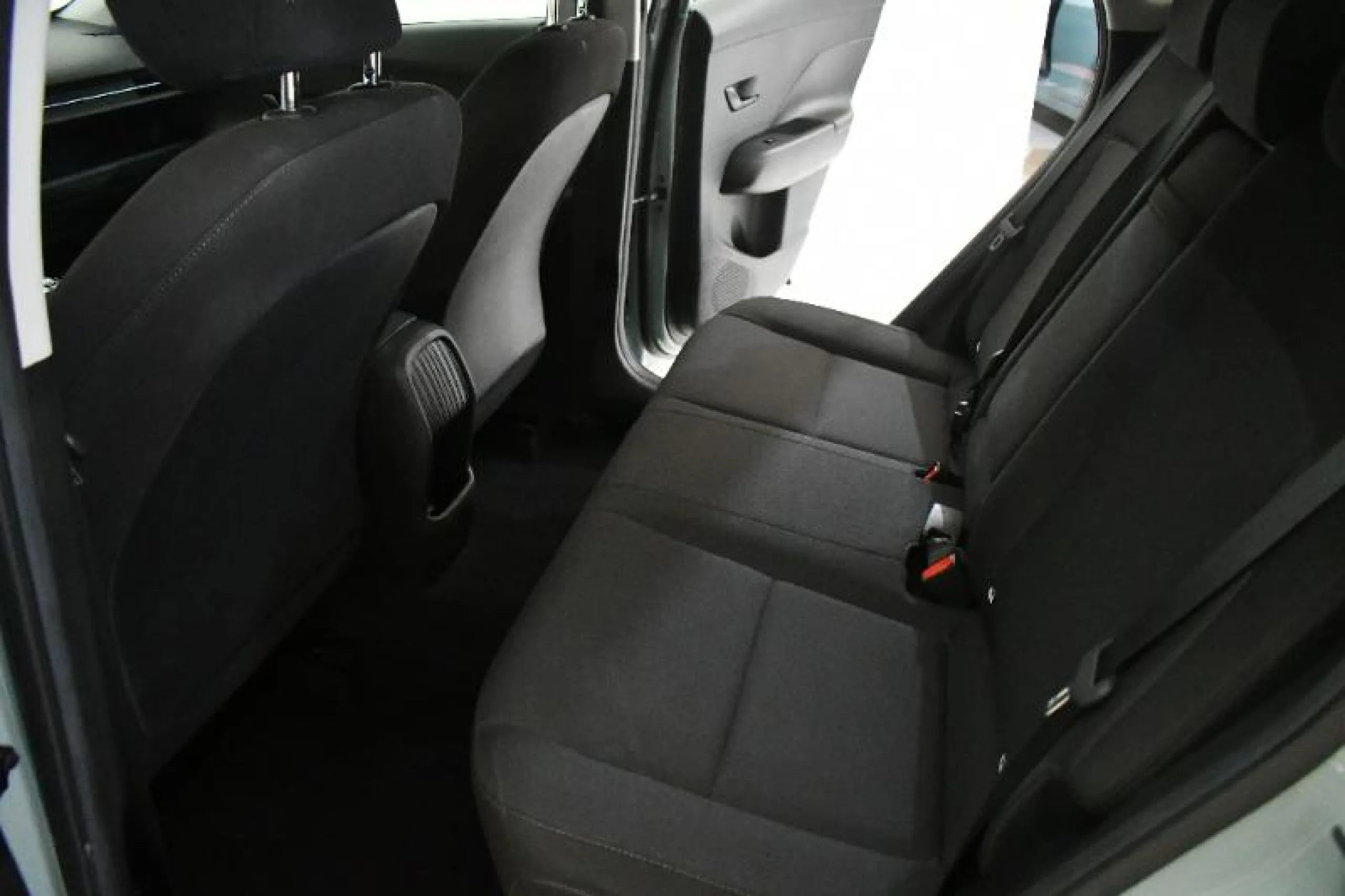 HYUNDAI KONA HEV 1.6GDI 129CV DT MAXX - Foto 10