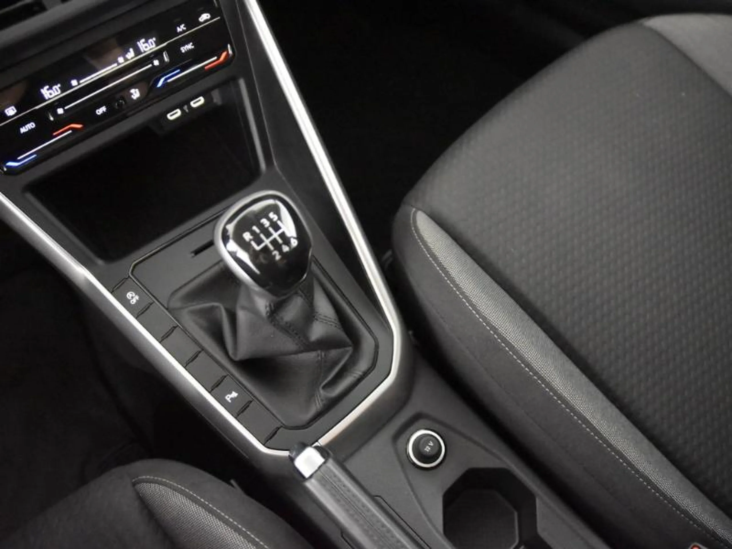 VOLKSWAGEN TAIGO LIFE 1.0 TSI 81KW (110CV) - Foto 10