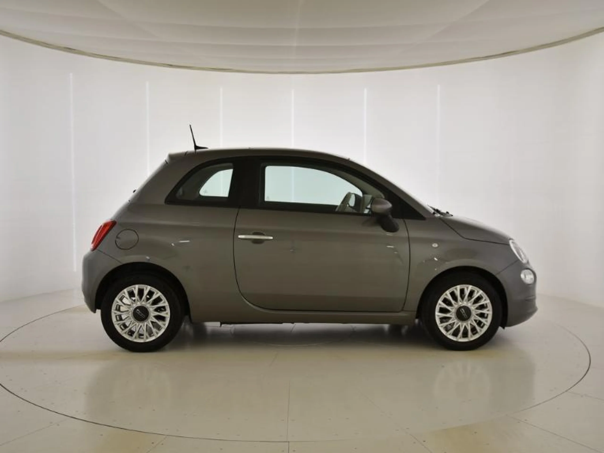 FIAT 500 ROCKSTAR 1.2 8V 51KW (69 CV) - Foto 3