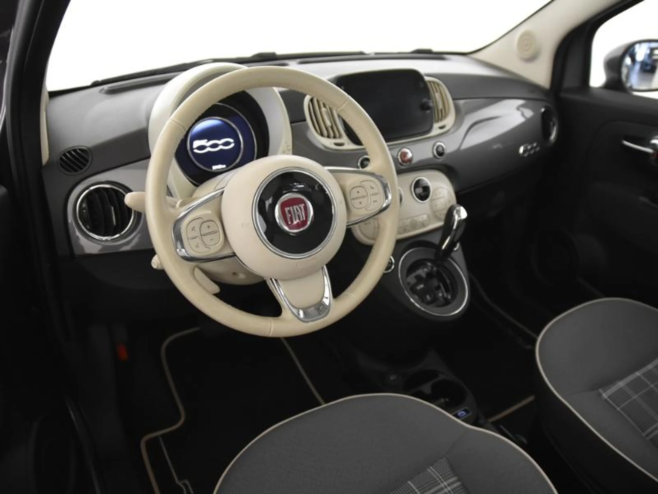 FIAT 500 ROCKSTAR 1.2 8V 51KW (69 CV) - Foto 10