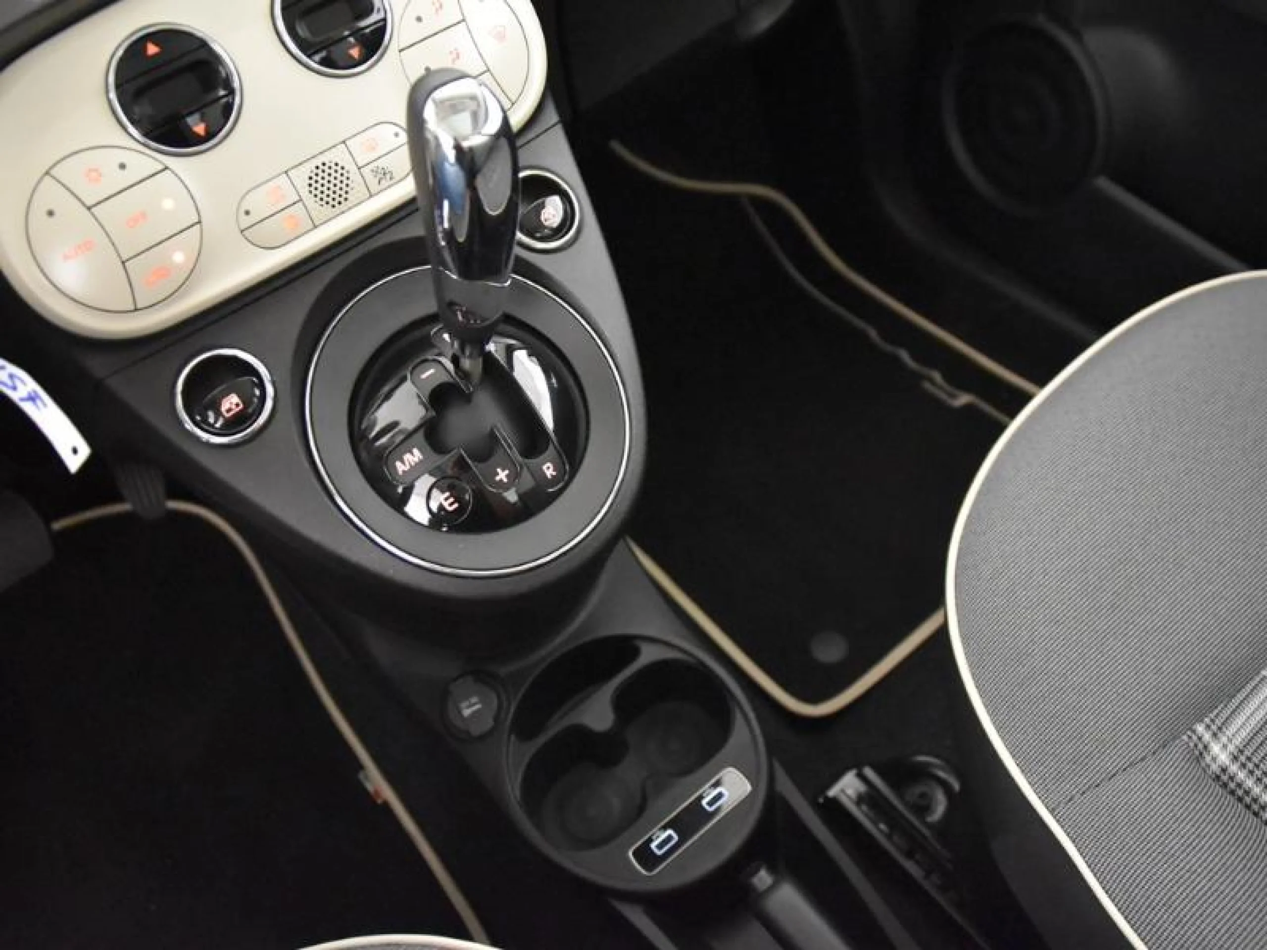 FIAT 500 ROCKSTAR 1.2 8V 51KW (69 CV) - Foto 11