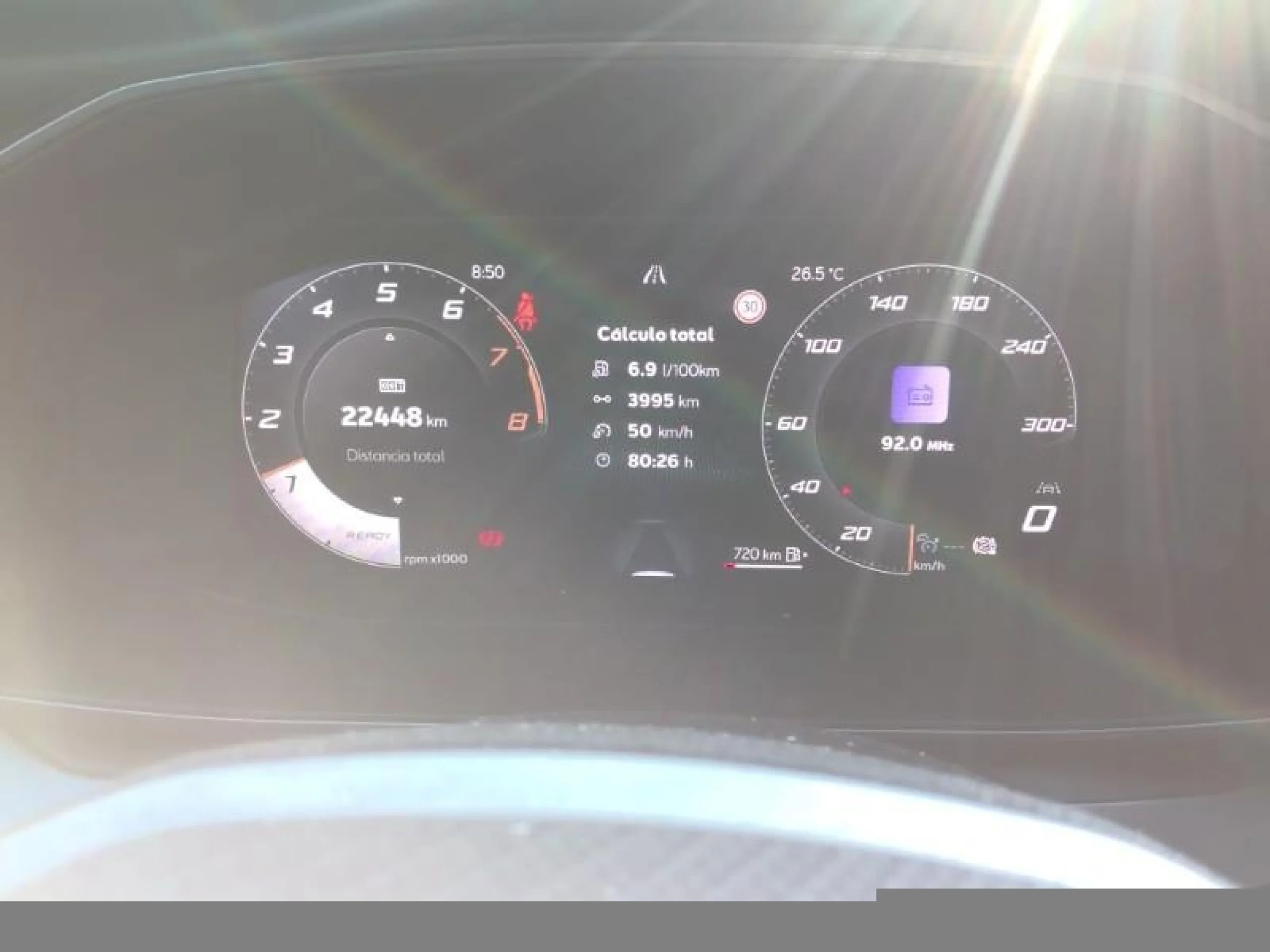 CUPRA LEON 1.5 ETSI 110KW (150CV) DSG - Foto 8