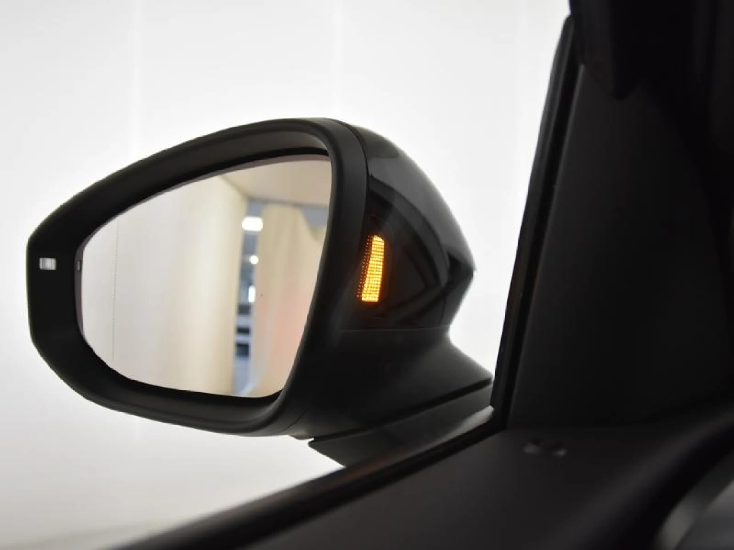 VOLKSWAGEN T ROC T ROC MÁS 1.5 ETSI 85 KW (116 CV)  AUTOMÁTICO DSG 7 VEL. - Foto 19