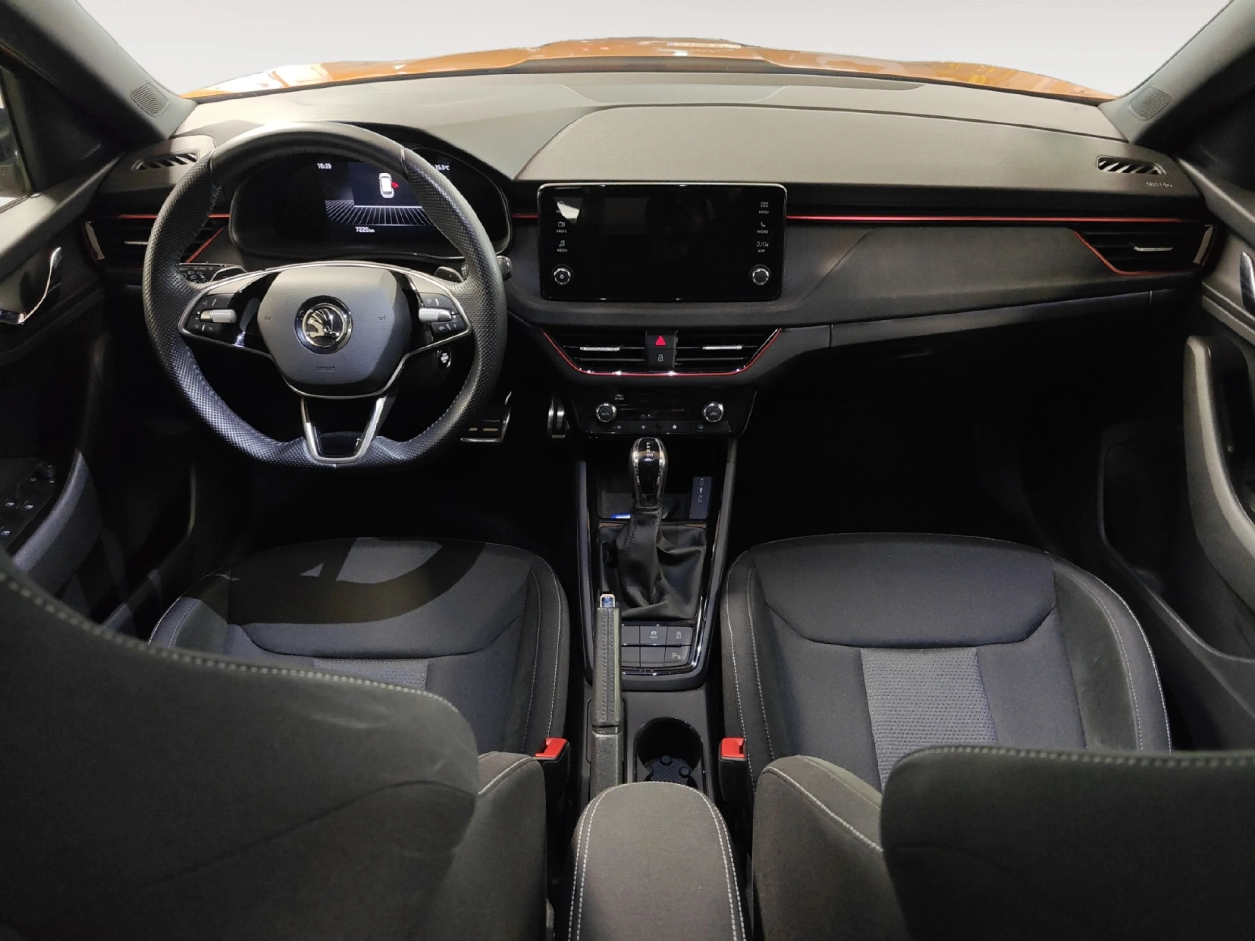 SKODA KAMIQ 1.5 TSI 110KW (150CV) DSG DESIGN - Foto 4