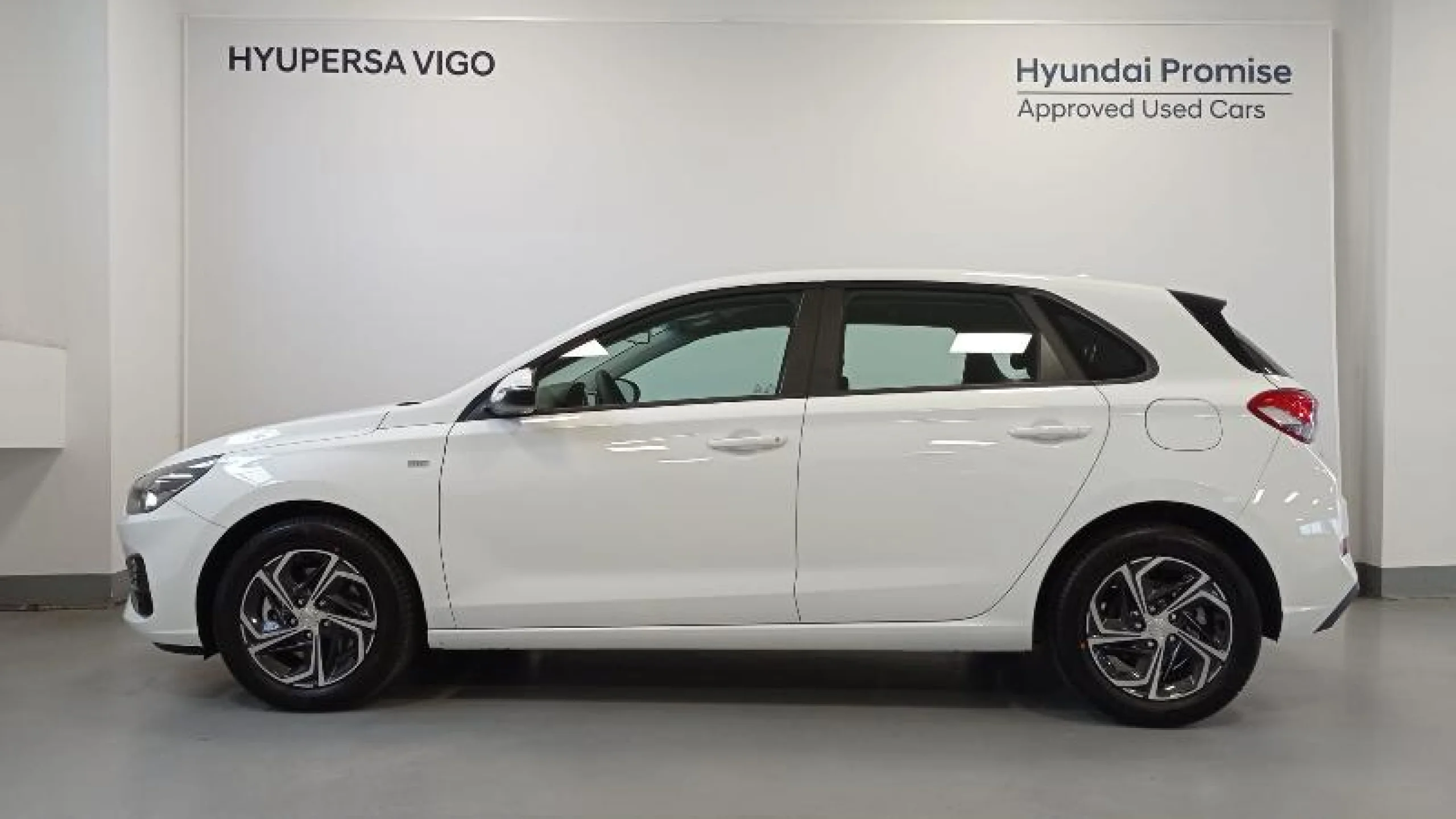 HYUNDAI I30 1.0 TGDI 48V KLASS - Foto 2
