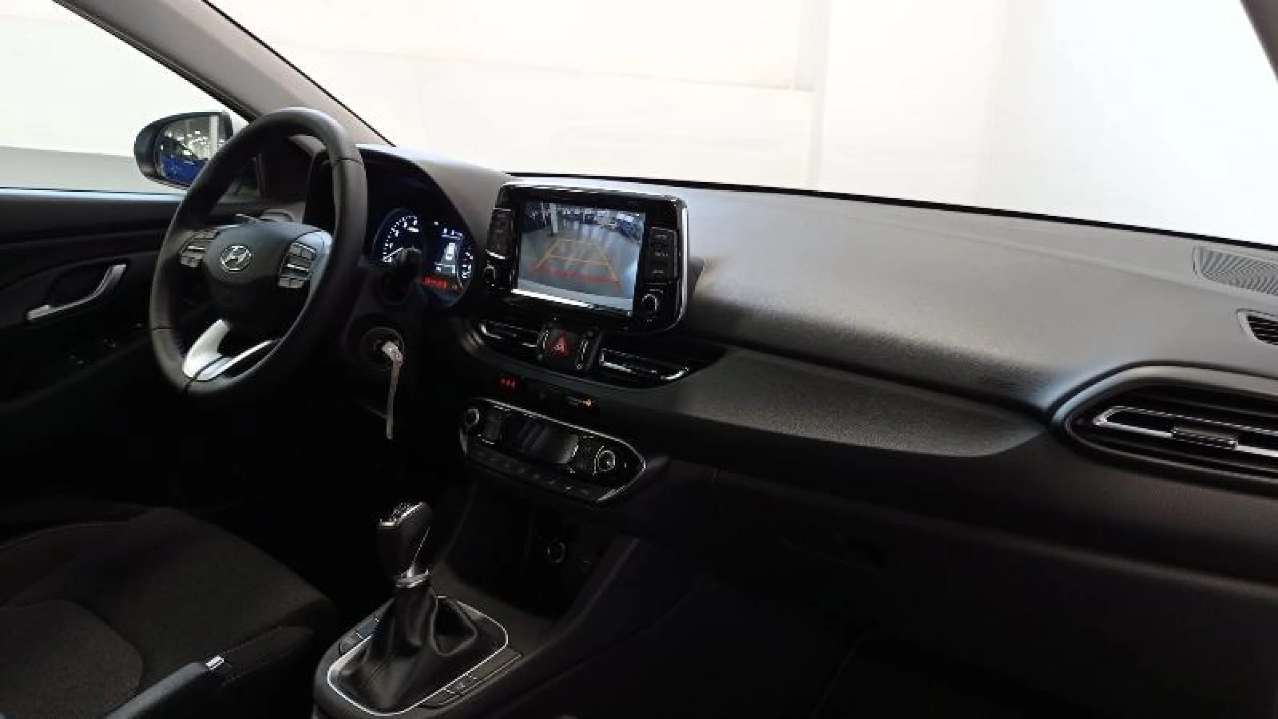 HYUNDAI I30 1.0 TGDI 48V KLASS - Foto 6