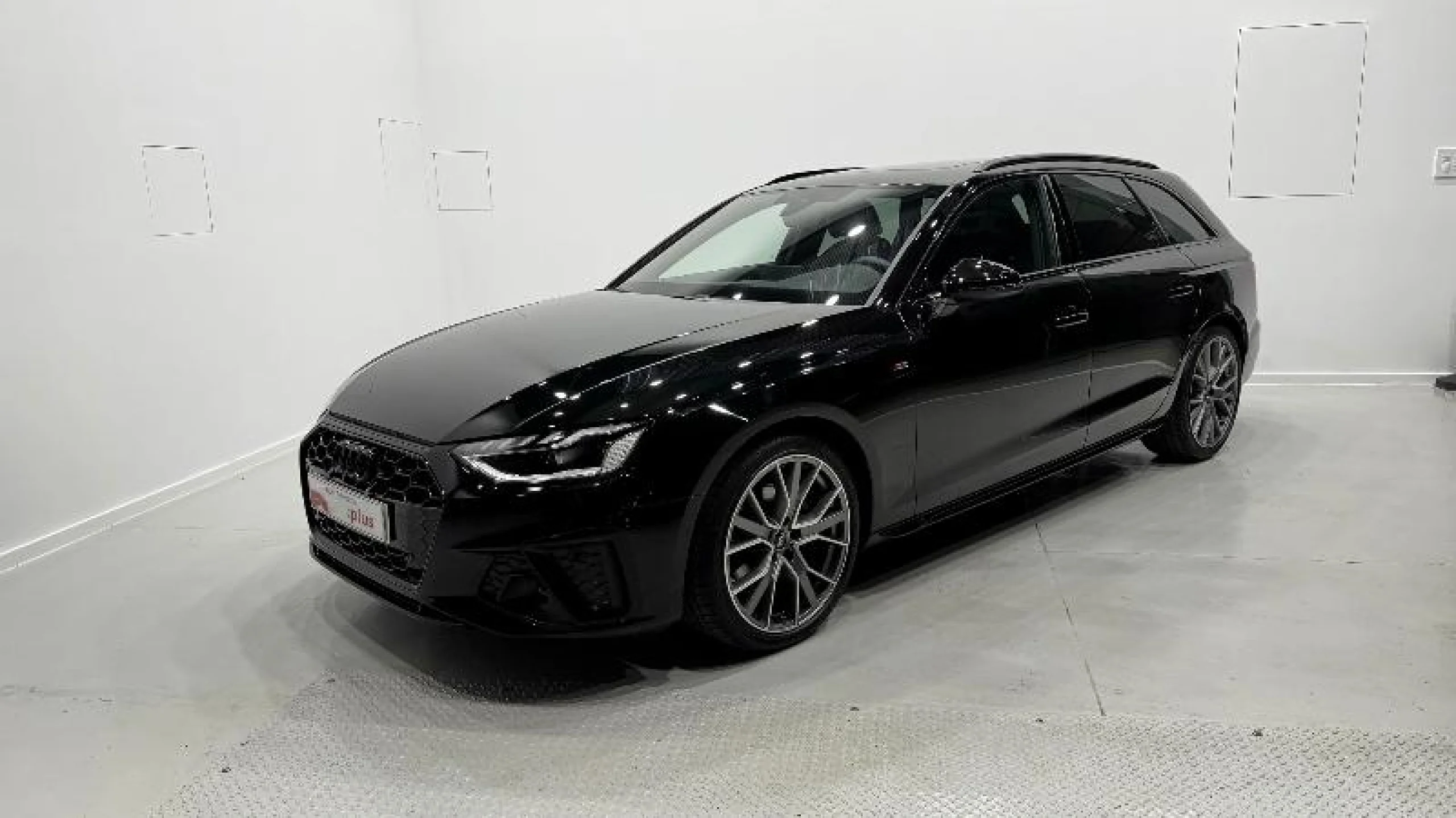AUDI A4 AVANT BLACK LINE 35 TDI 120KW S TRONIC - Foto 2