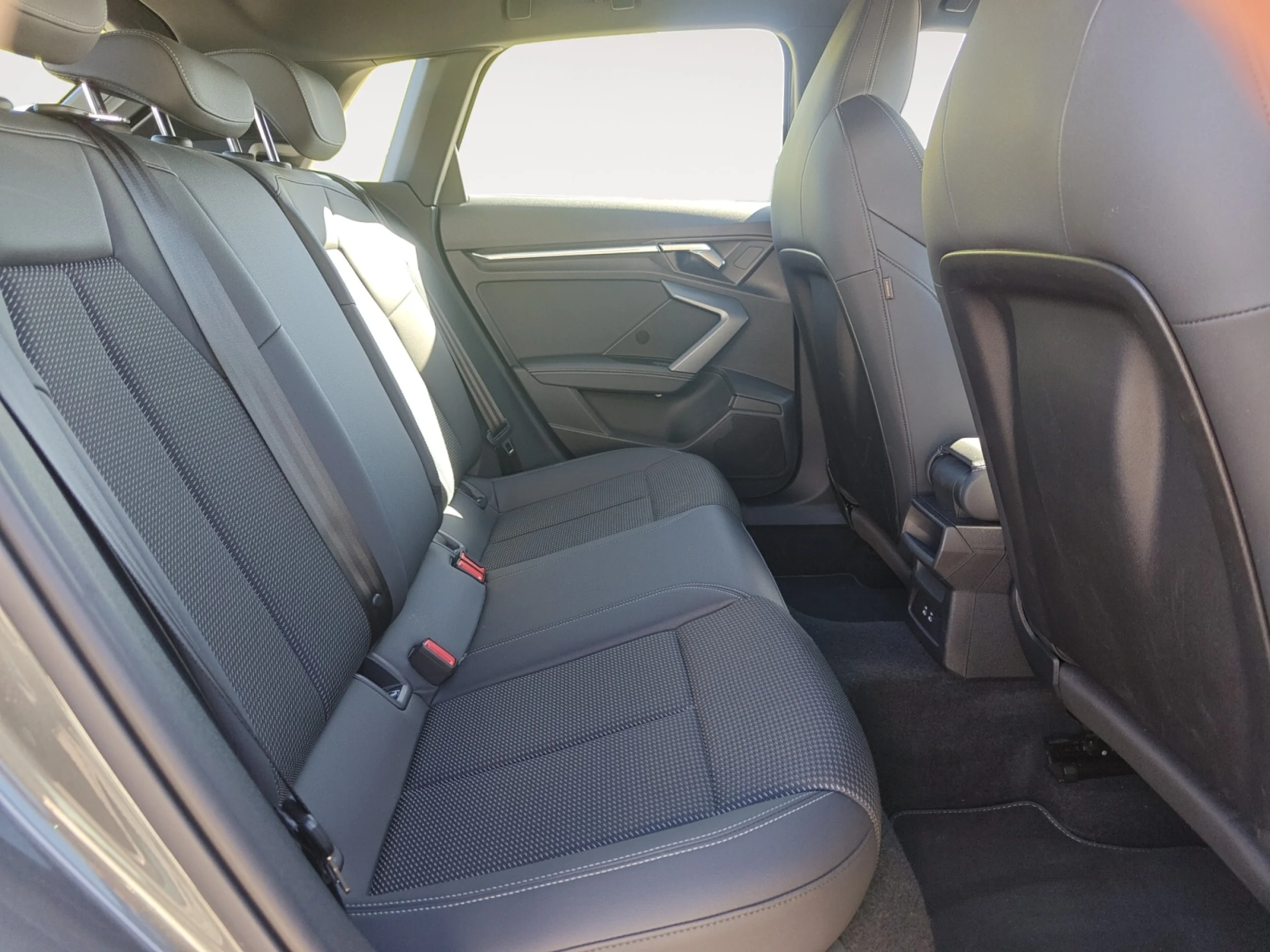 AUDI A3 SPORTBACK S LINE 40 TFSI E 150KW S TRON - Foto 6