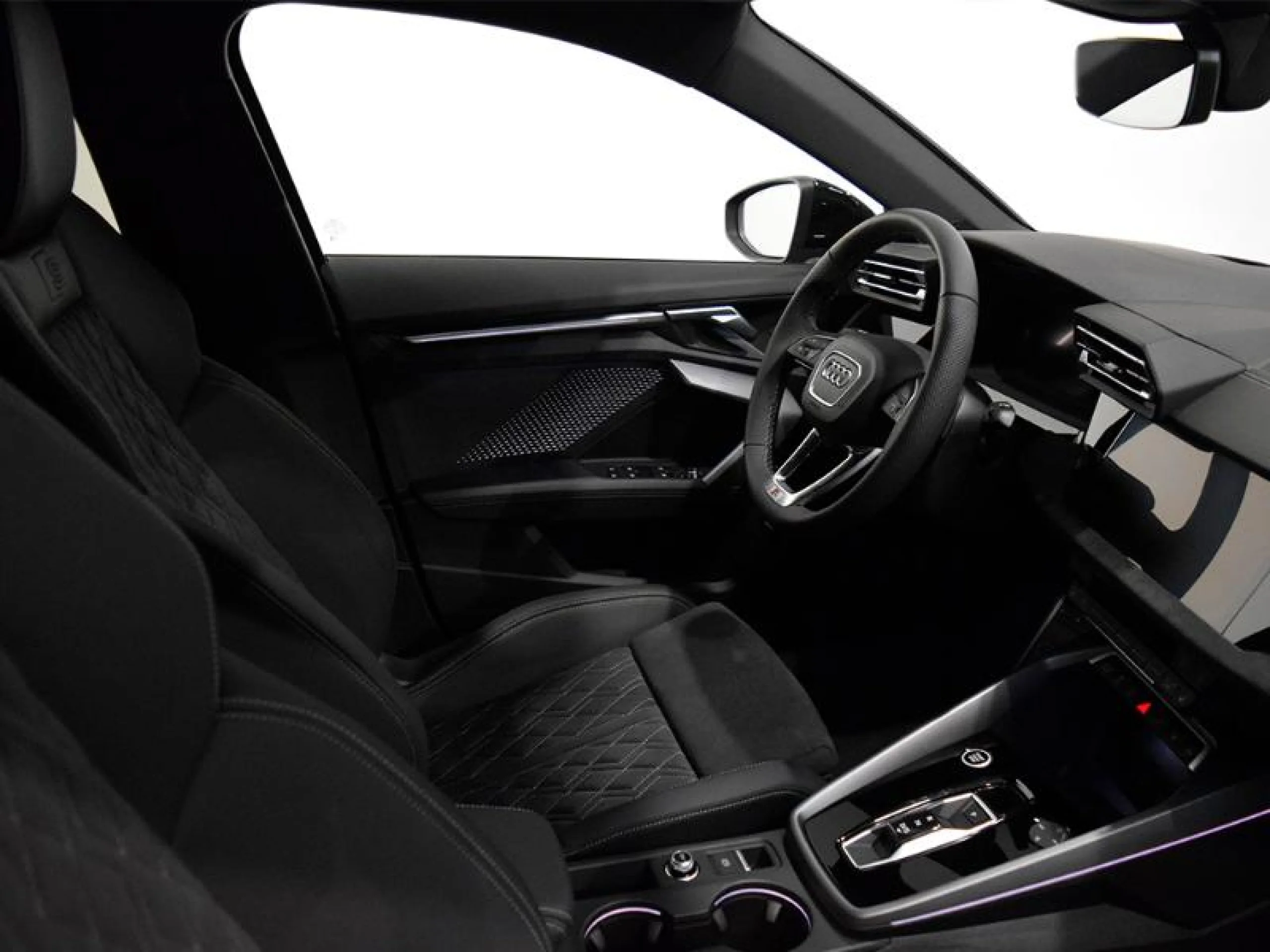 AUDI A3 SEDAN BLACK LINE 35 TFSI 110KW S TRONIC - Foto 5