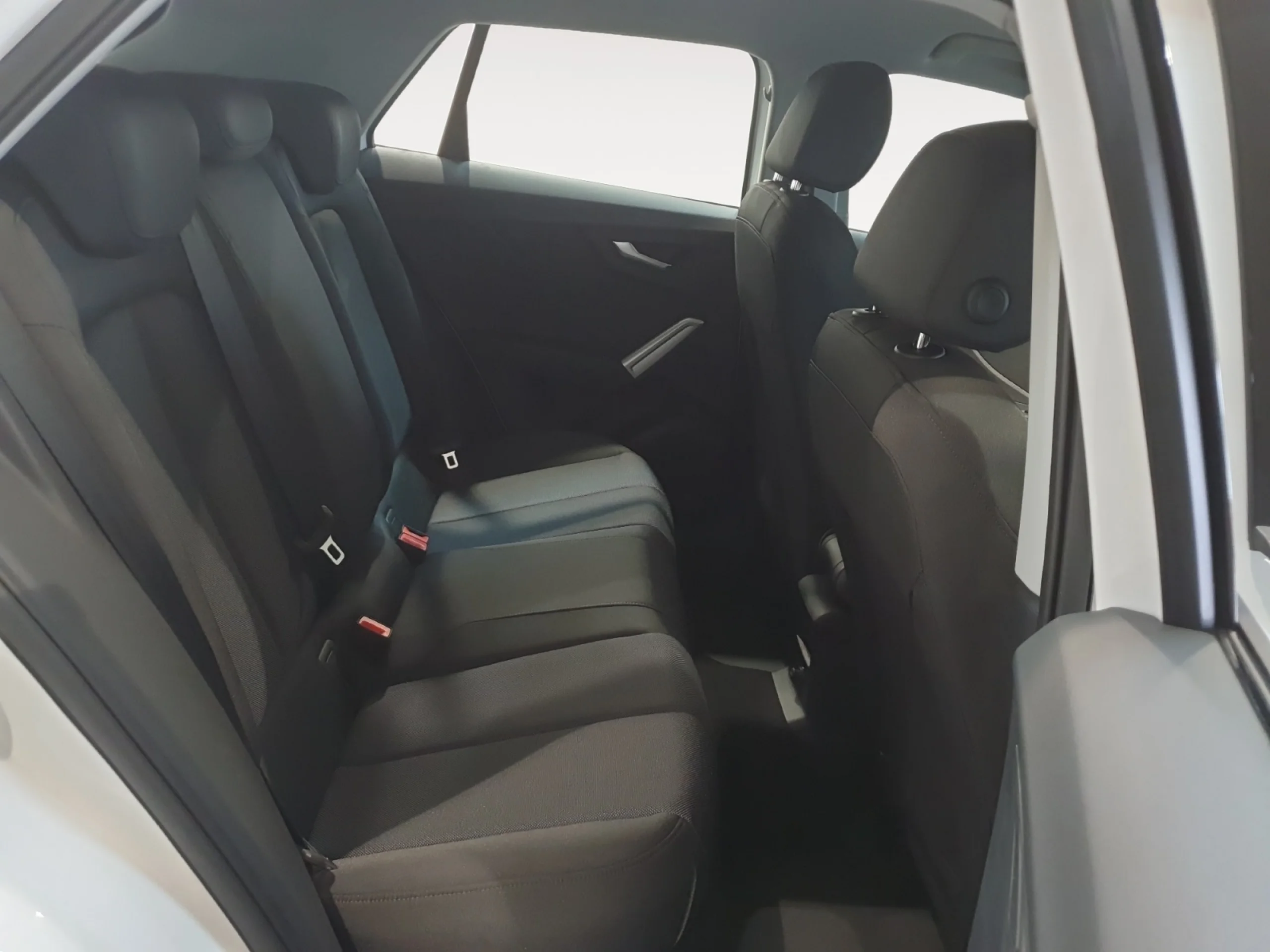 AUDI Q2 ADVANCED 30 TFSI 85KW (116CV) - Foto 8