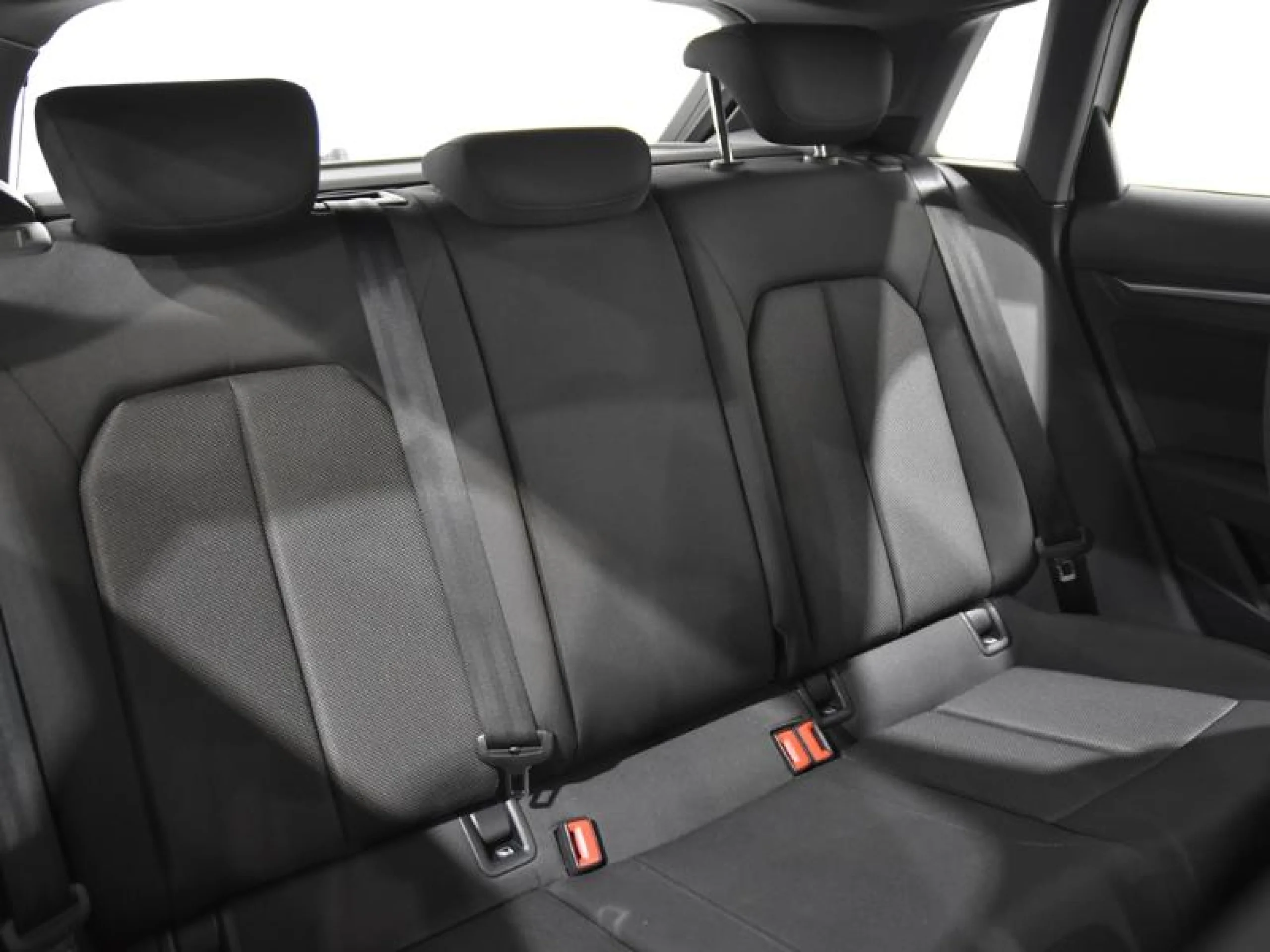 AUDI A3 SPORTBACK ADVANCED 30 TFSI 81KW S TRONIC - Foto 5